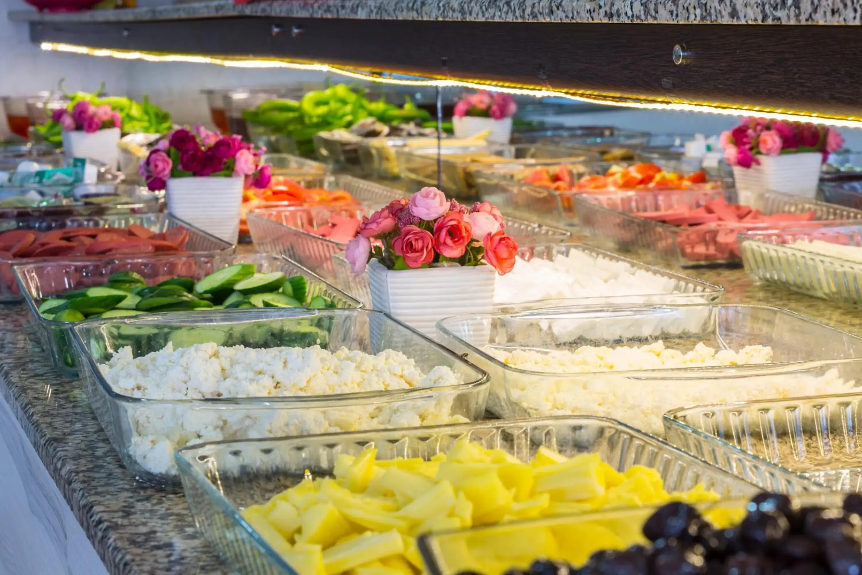 Breakfast in Arsen Hotel Breakfast in Arsen Hotel