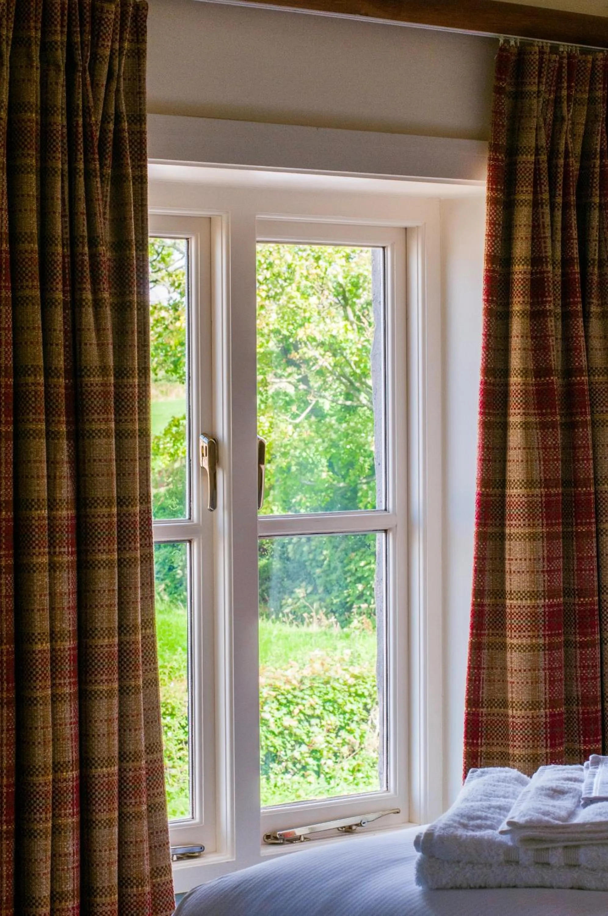 Bedroom, Bed in The Fleece Inn
