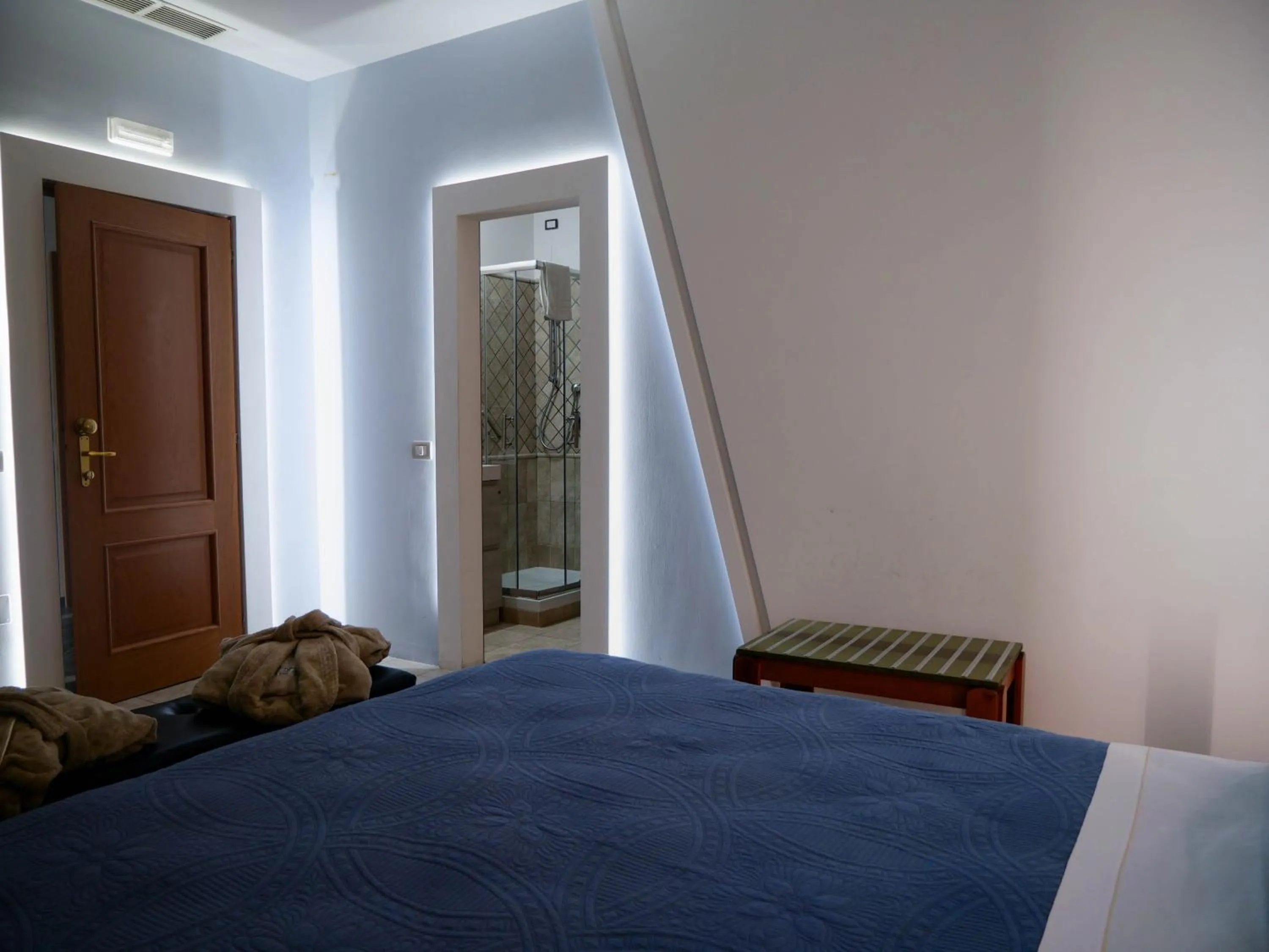 Photo of the whole room in Saint Joseph