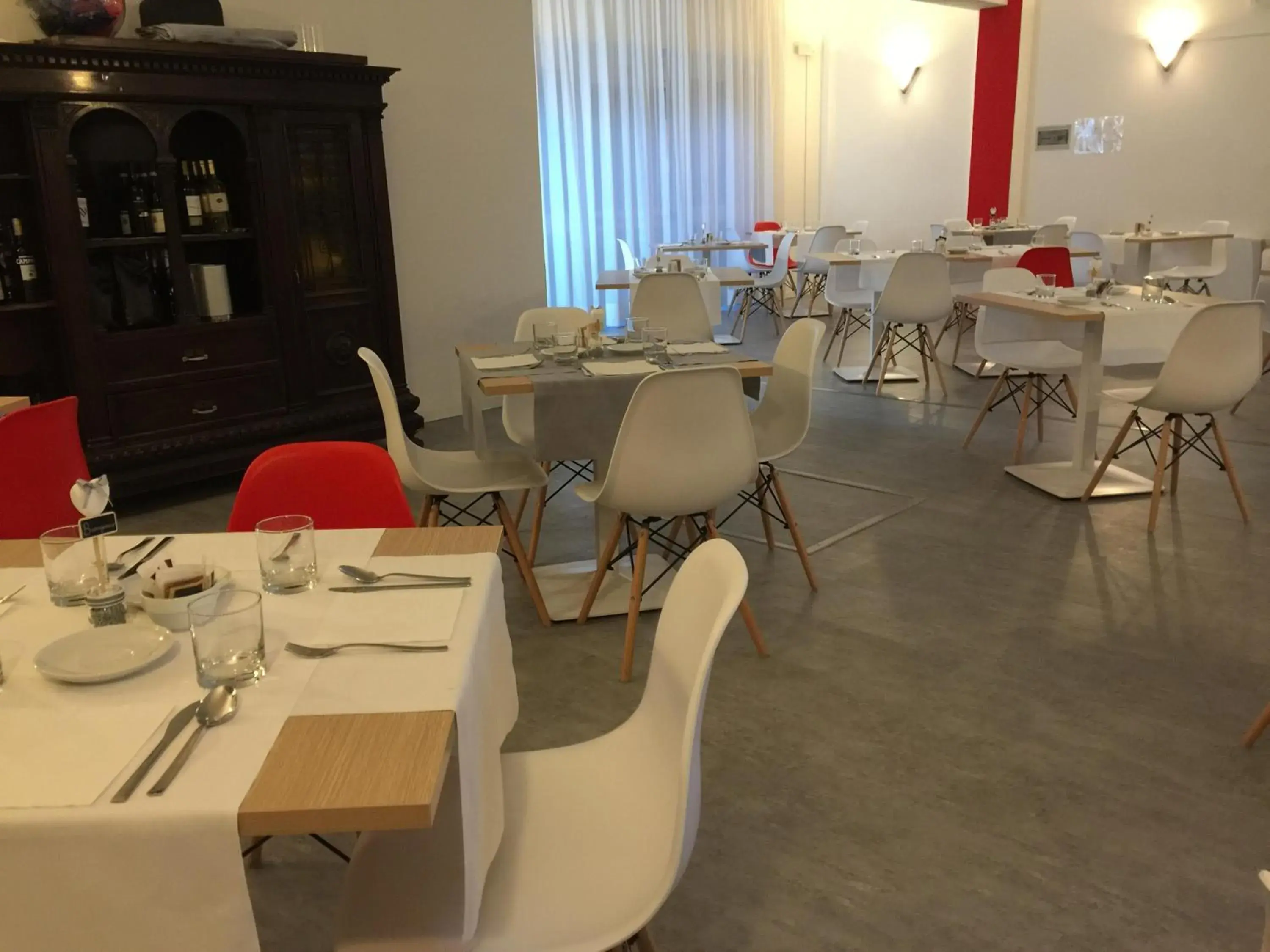 Restaurant/places to eat in Hotel Internazionale Luino Restaurant/places to eat in Hotel Internazionale Luino