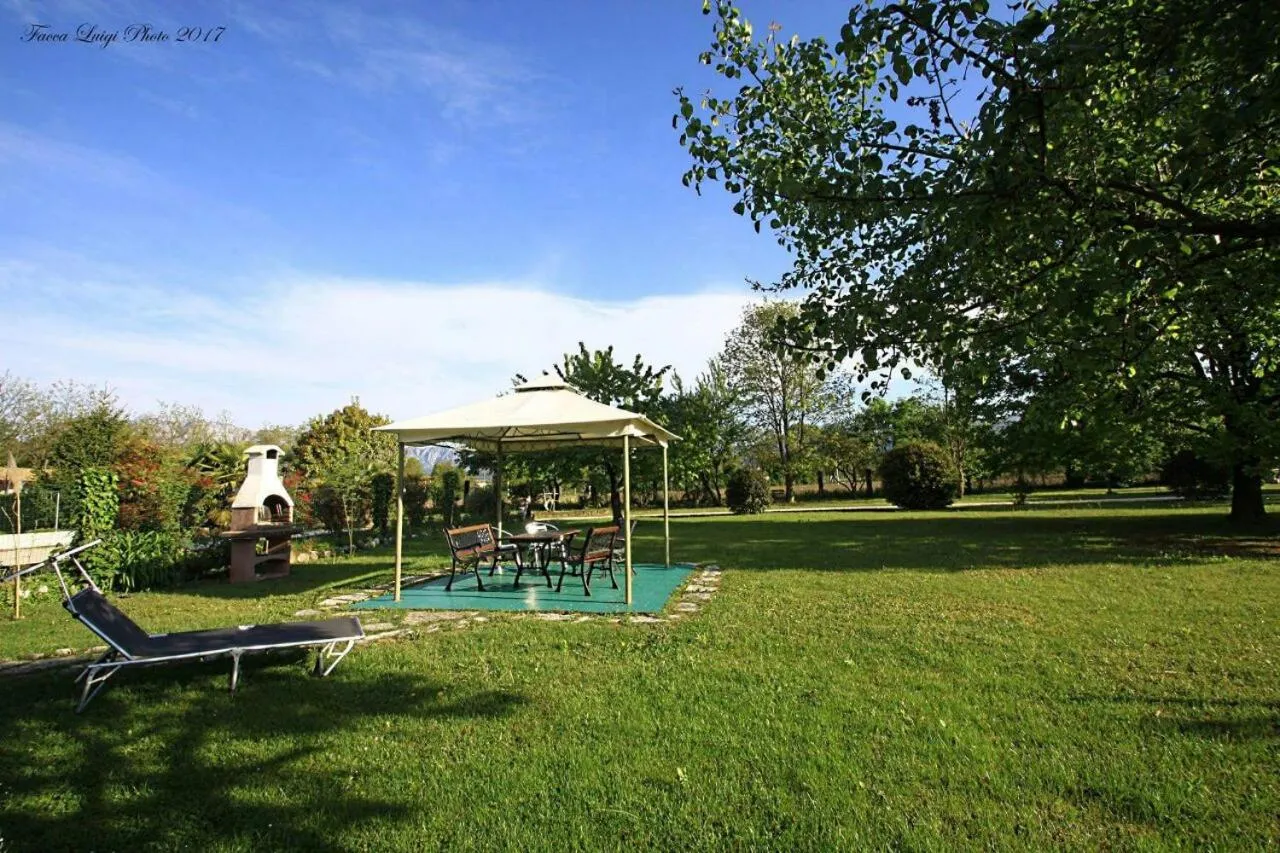 BBQ facilities in Albergo Julienne