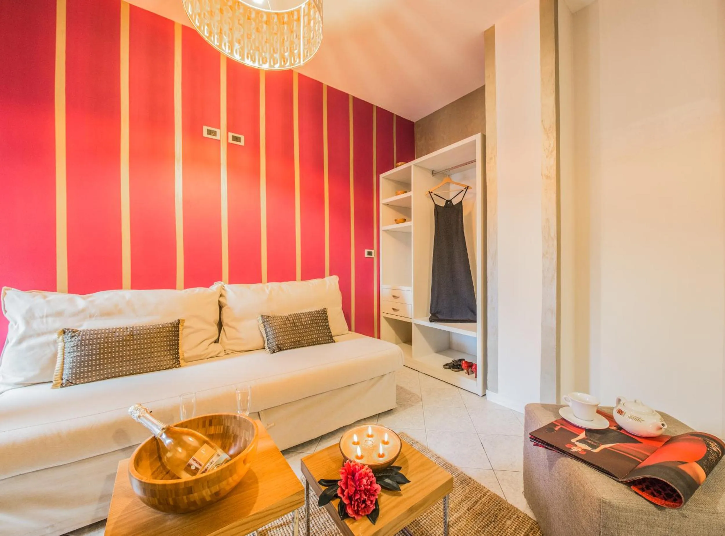 Other, Bed in Hotel Thea