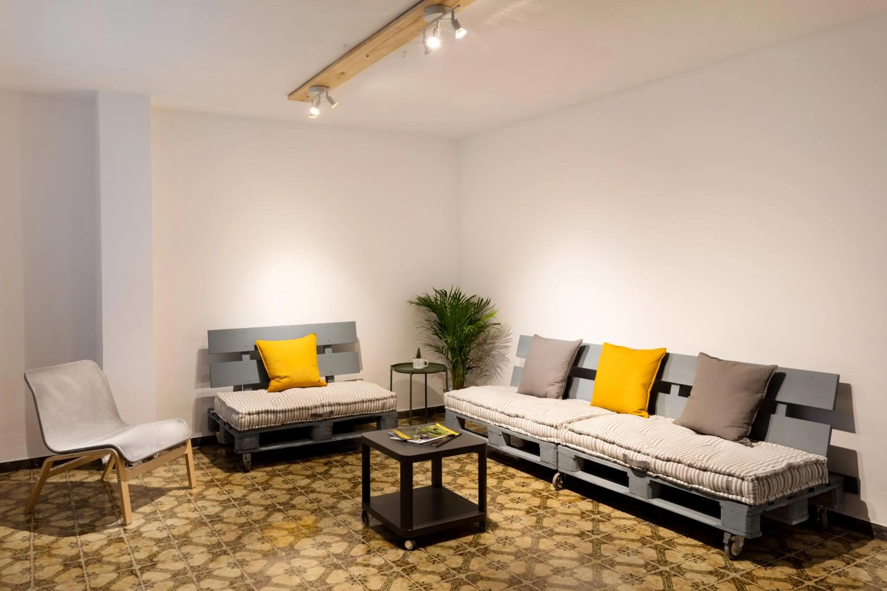 Seating area in Duc Allotjament