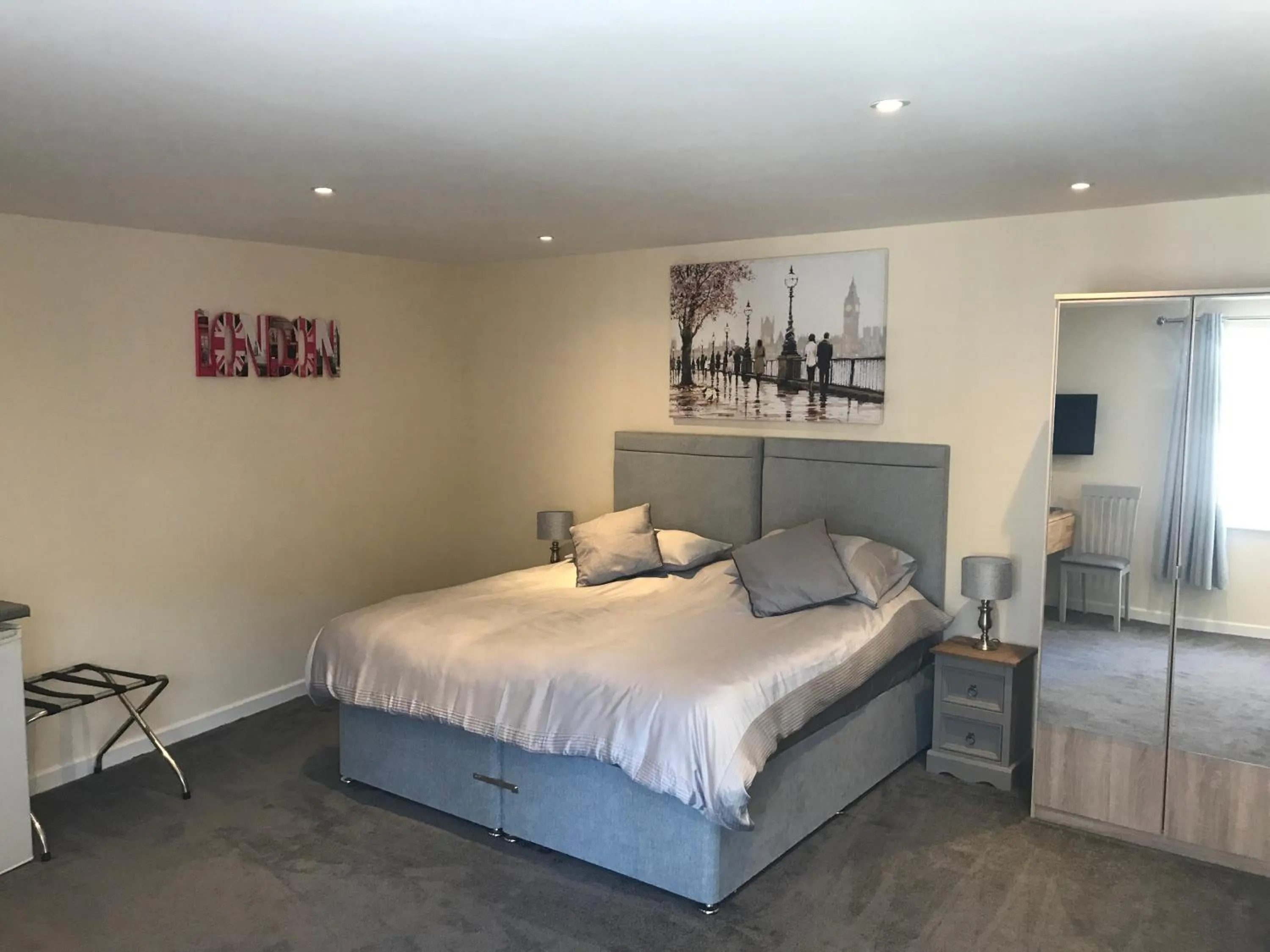 Bed in Fornham Guest House