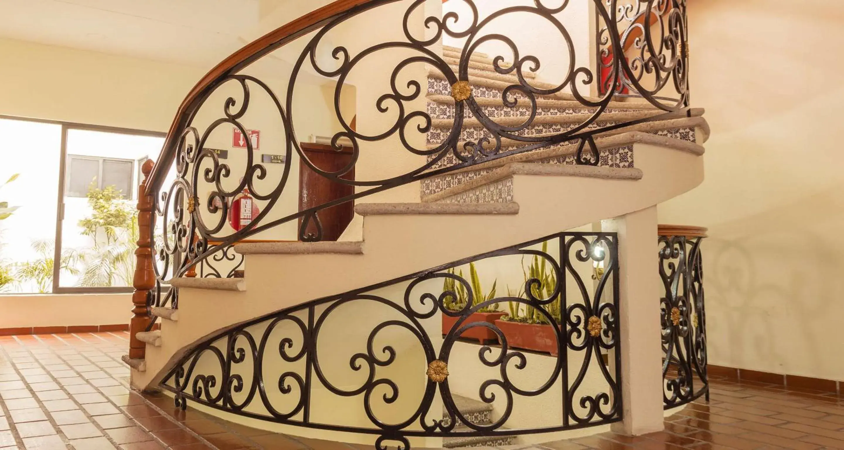 Property building in Best Western Hotel Madan Property building in Best Western Hotel Madan