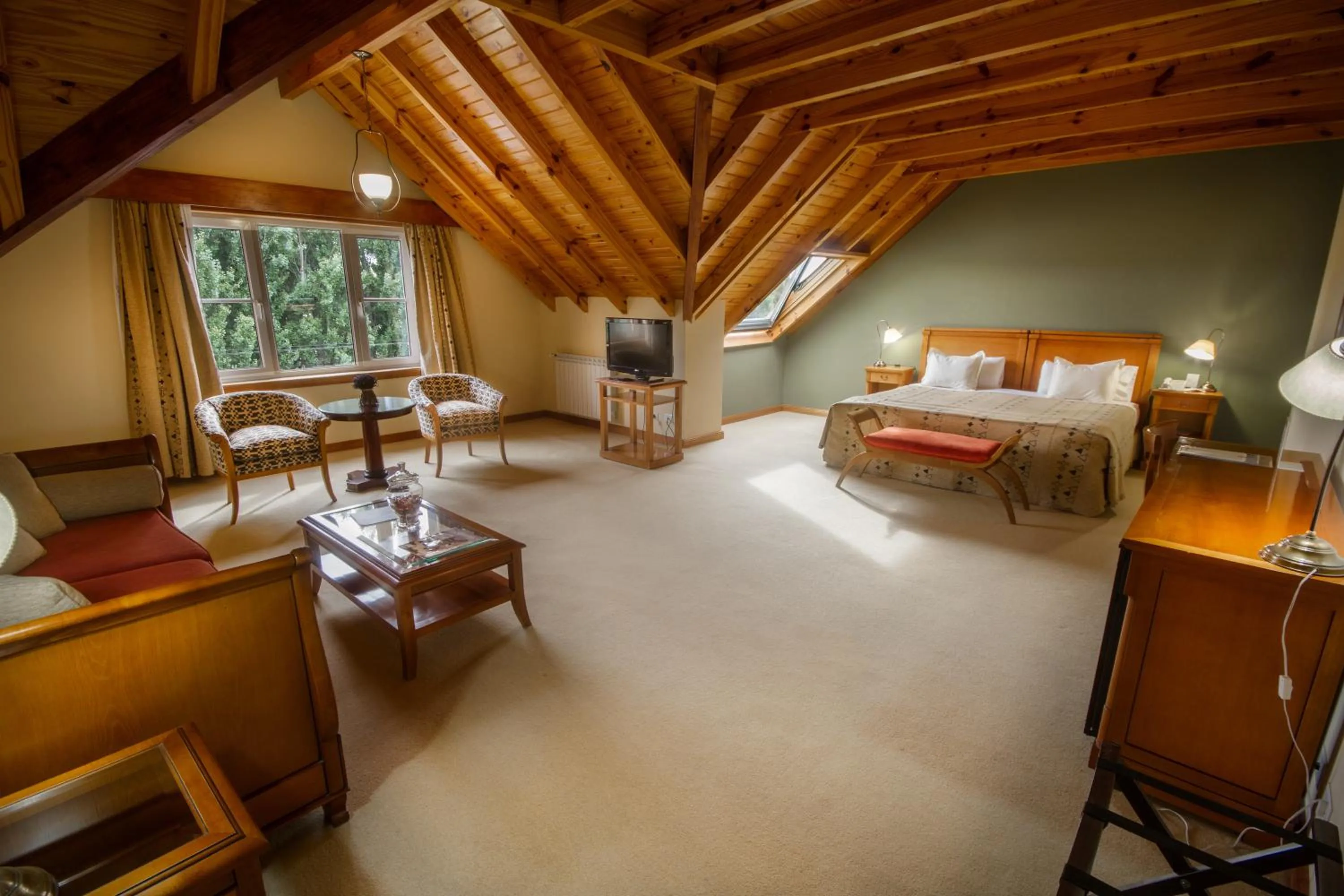 Bedroom, Bed in Hotel Kosten Aike