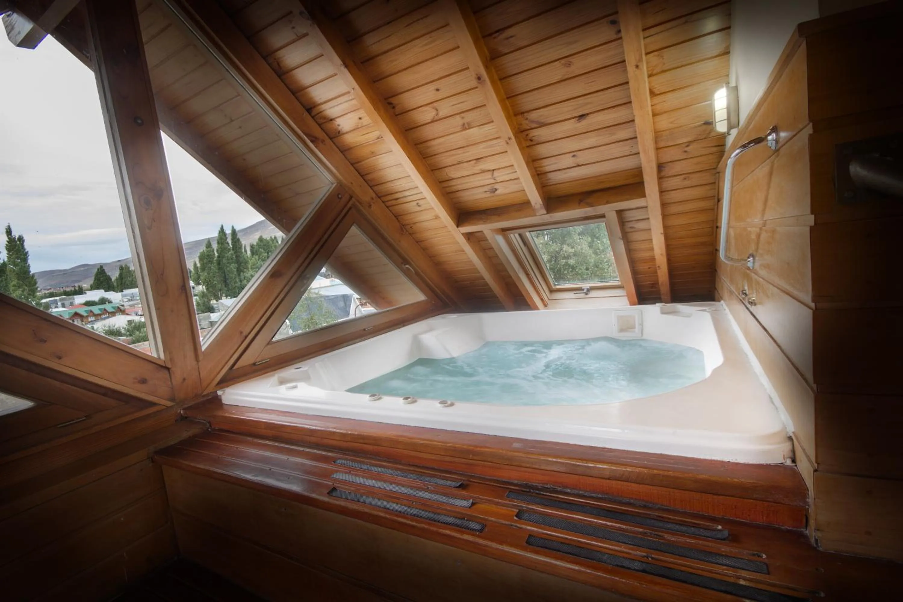 Hot Tub in Hotel Kosten Aike