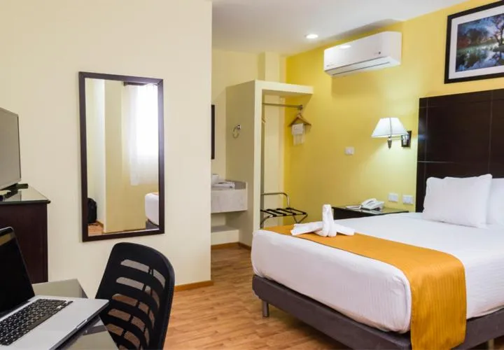 Bed in Hotel Madan Cárdenas