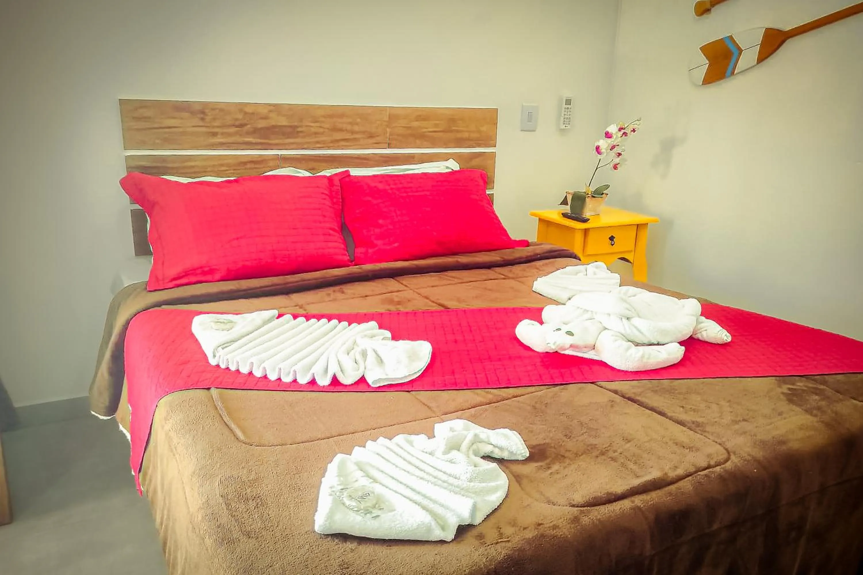 Bed in VELINN Pousada Guarubela Villa Vittoria