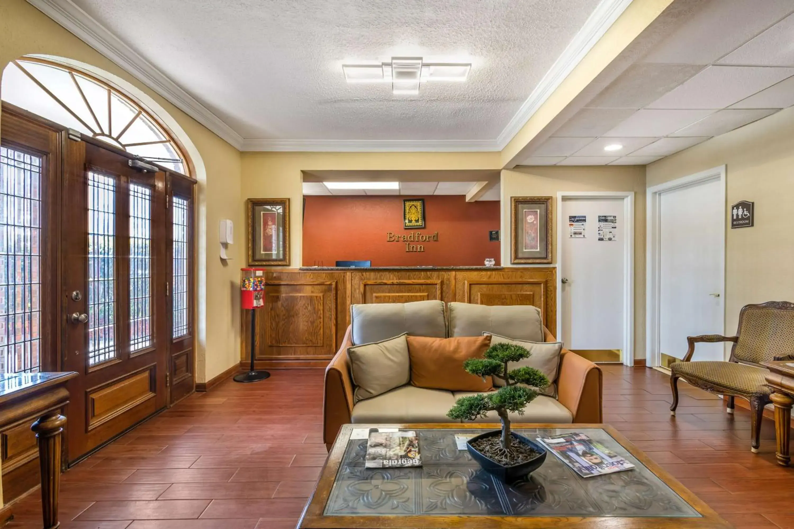 Lobby or reception in Best Western Bradford Inn Lobby or reception in Best Western Bradford Inn