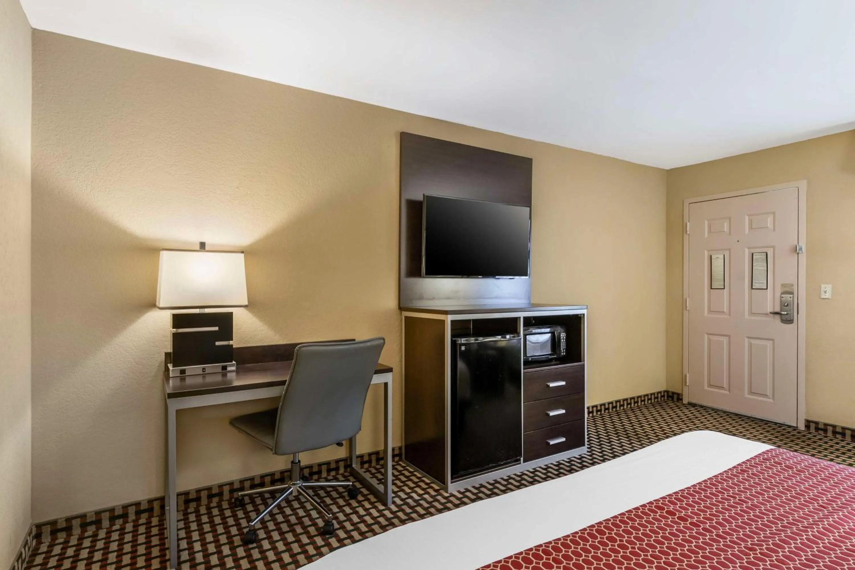 Bedroom in Best Western Bradford Inn