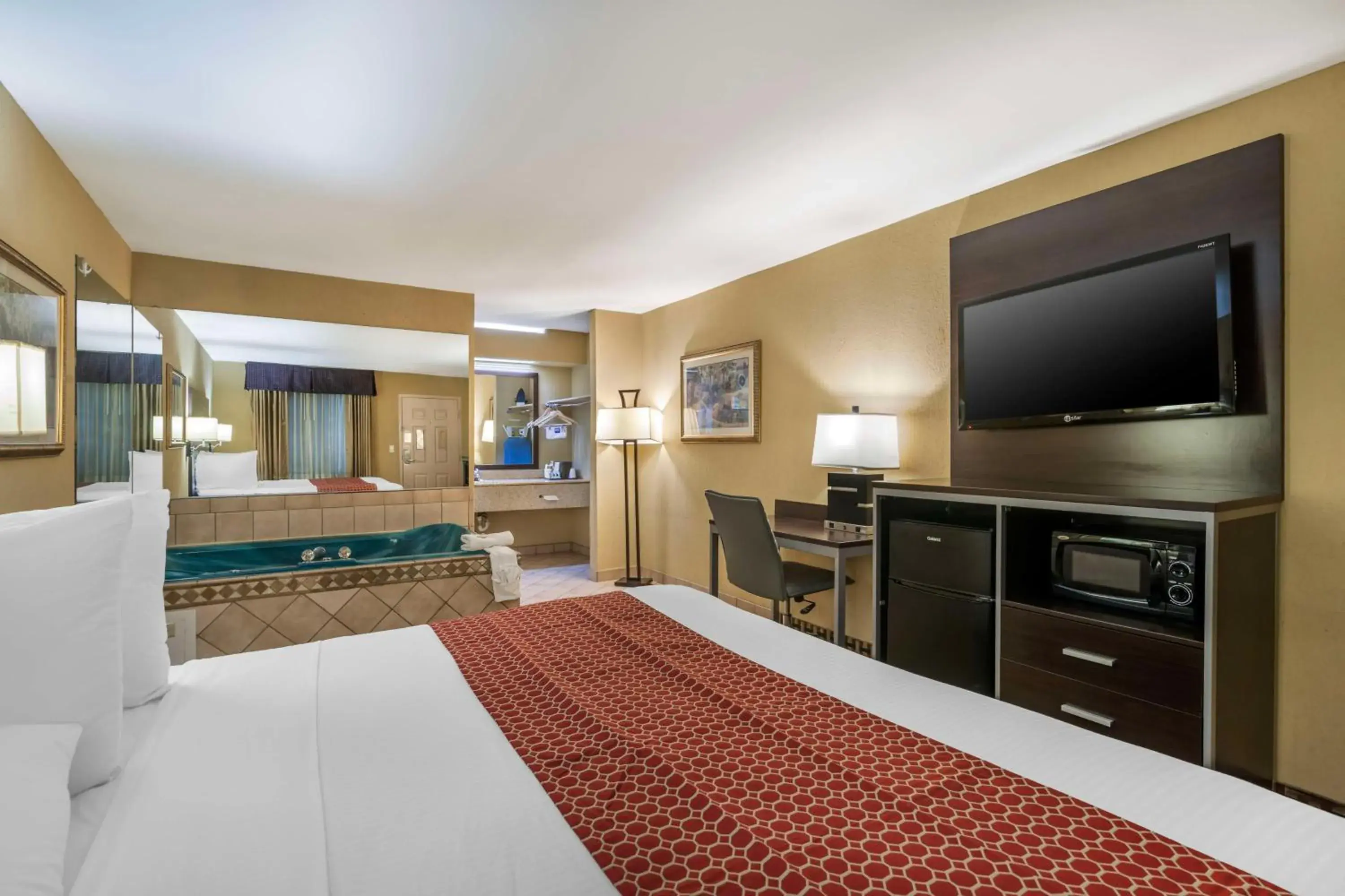 Bedroom, Bed in Best Western Bradford Inn Bedroom, Bed in Best Western Bradford Inn