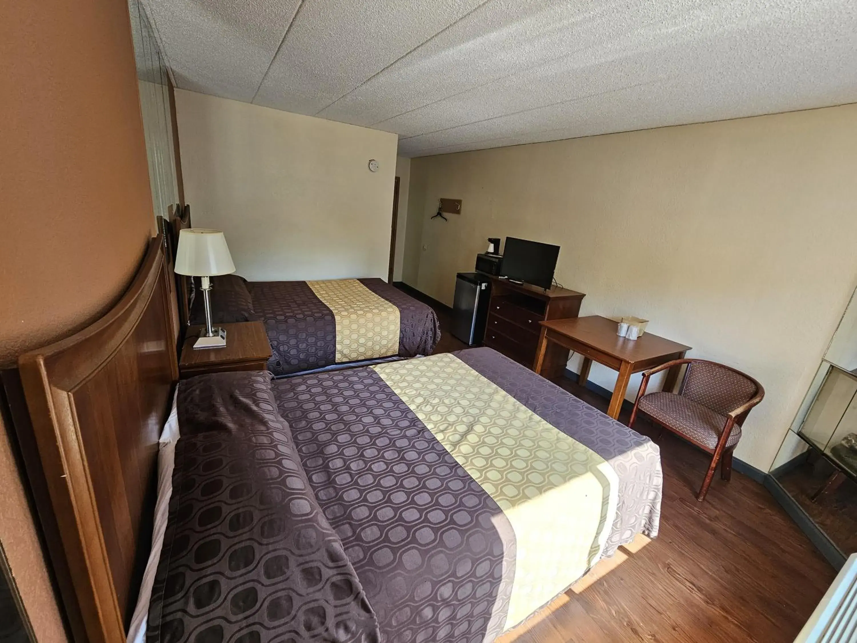 Bed in La Mirage Bed in La Mirage