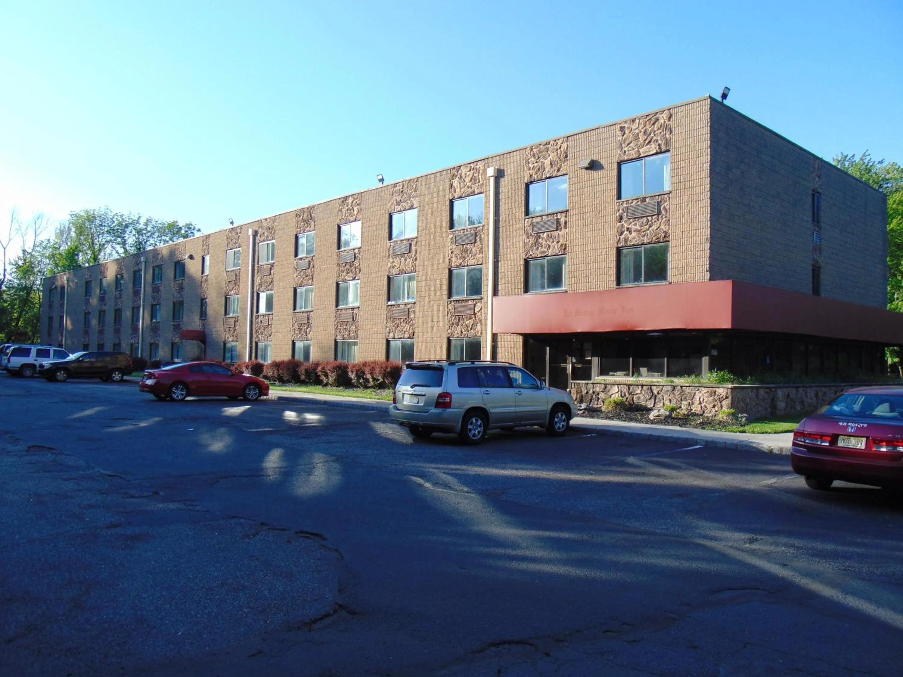 Property building in La Mirage