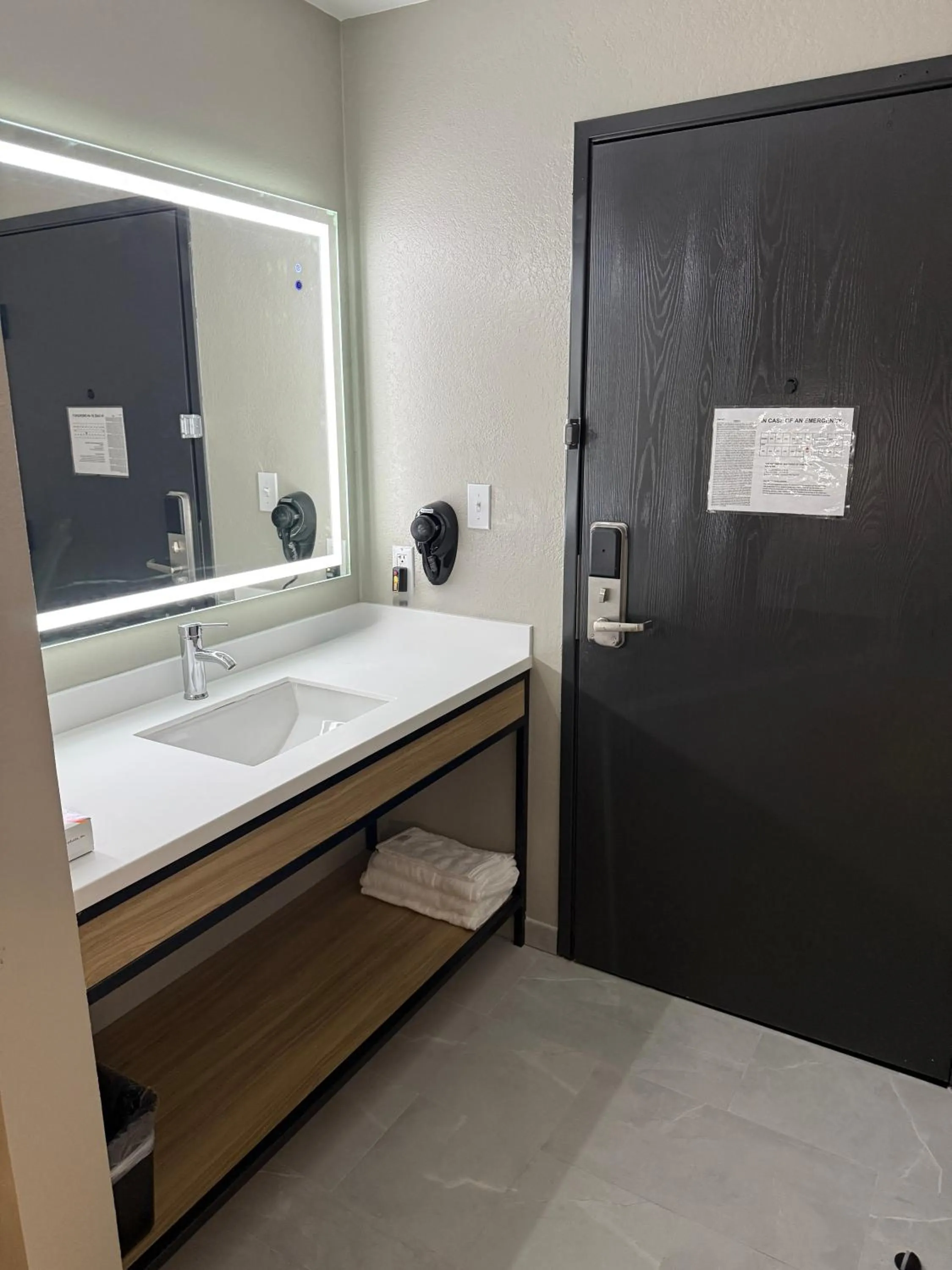 Bathroom in Super 8 by Wyndham Richfield Cleveland