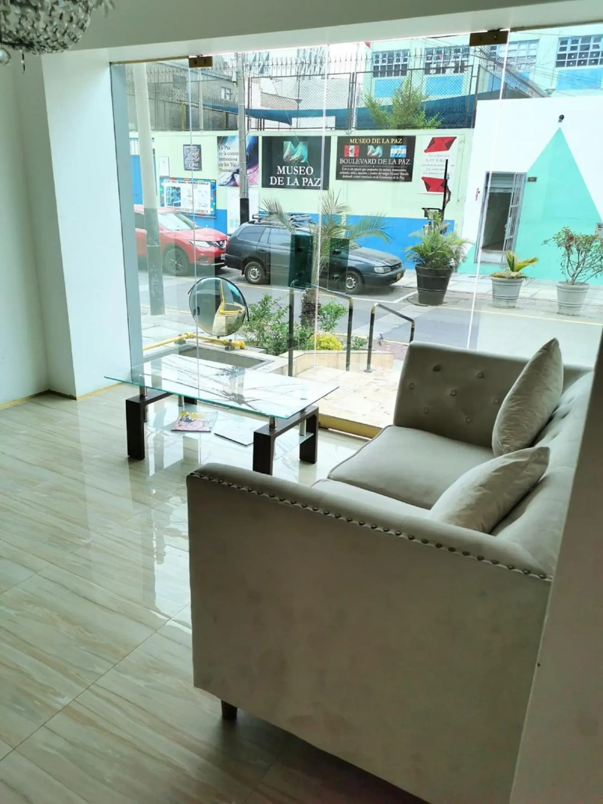 Living room in Epiqus Hotel Living room in Epiqus Hotel