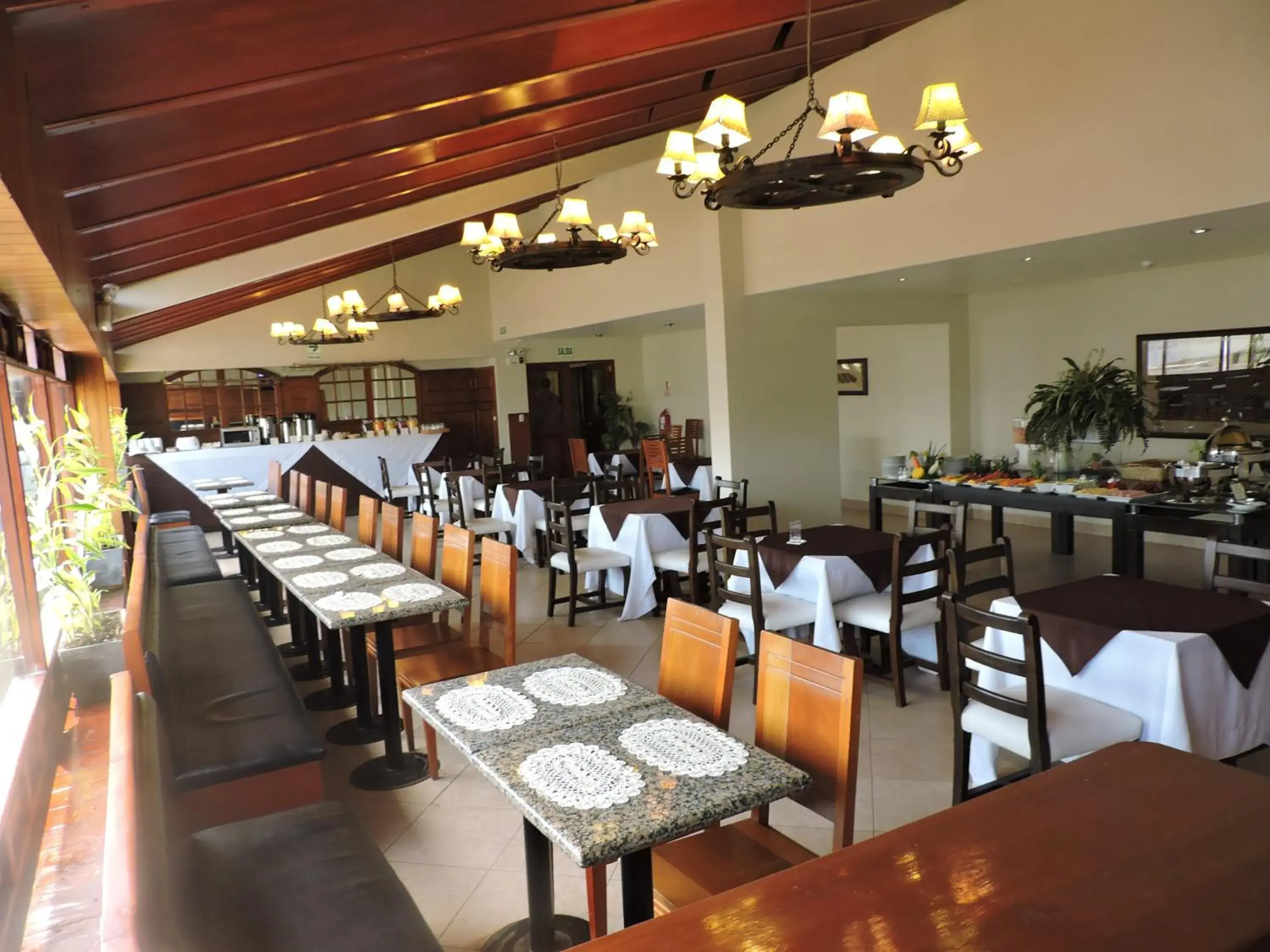 Restaurant/places to eat in Epiqus Hotel Restaurant/places to eat in Epiqus Hotel