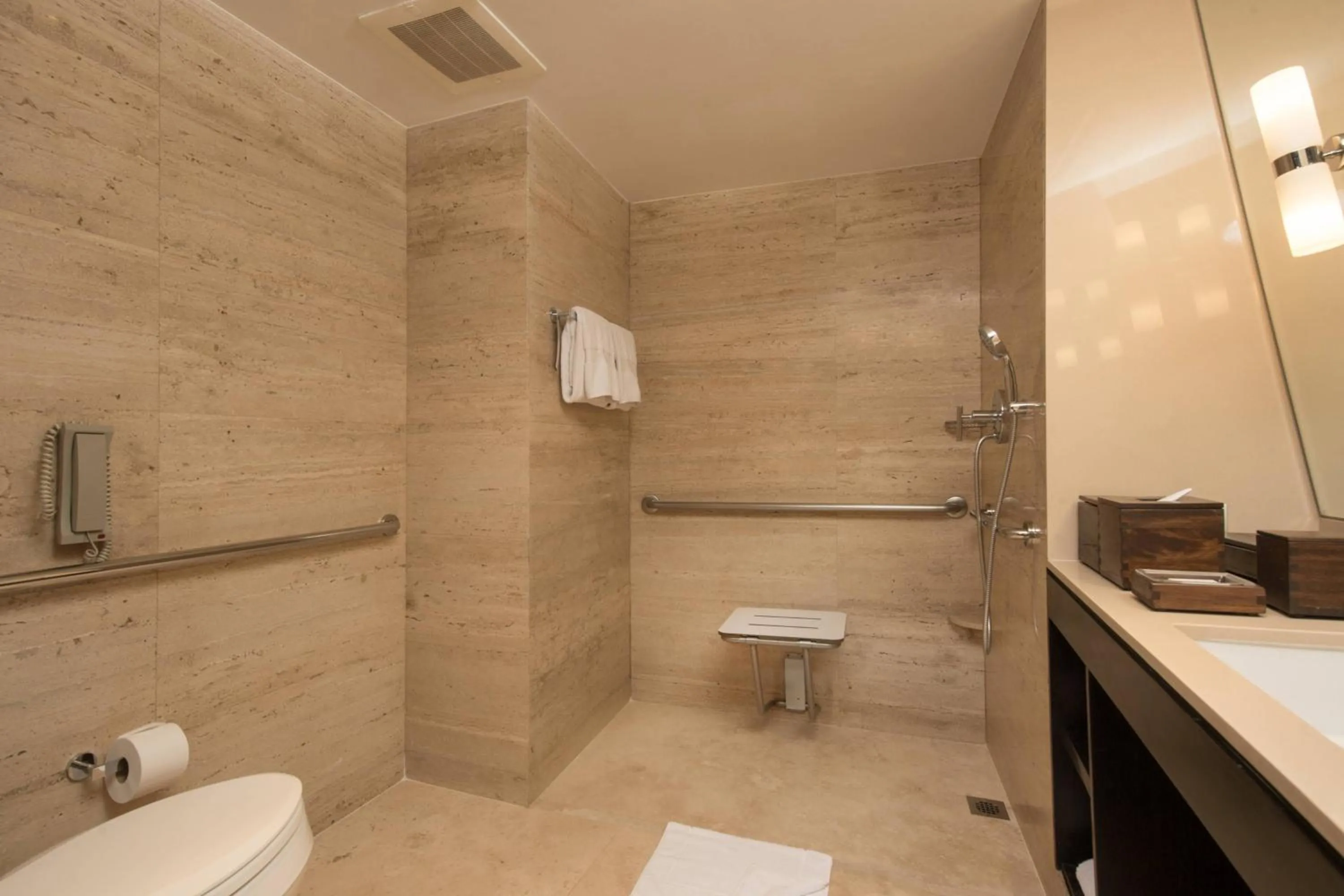 Bathroom in JW Marriott El Convento Cusco