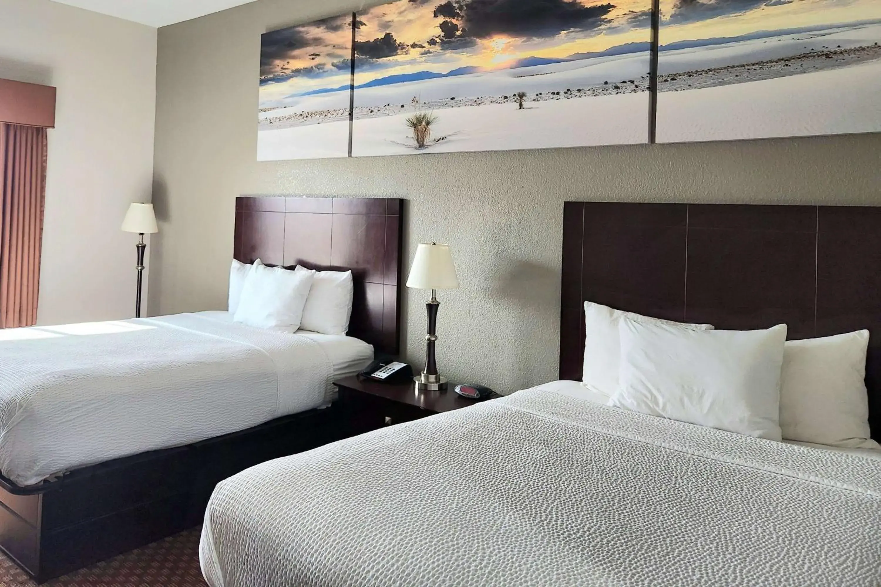 Photo of the whole room, Bed in Days Inn by Wyndham Kemah Photo of the whole room, Bed in Days Inn by Wyndham Kemah
