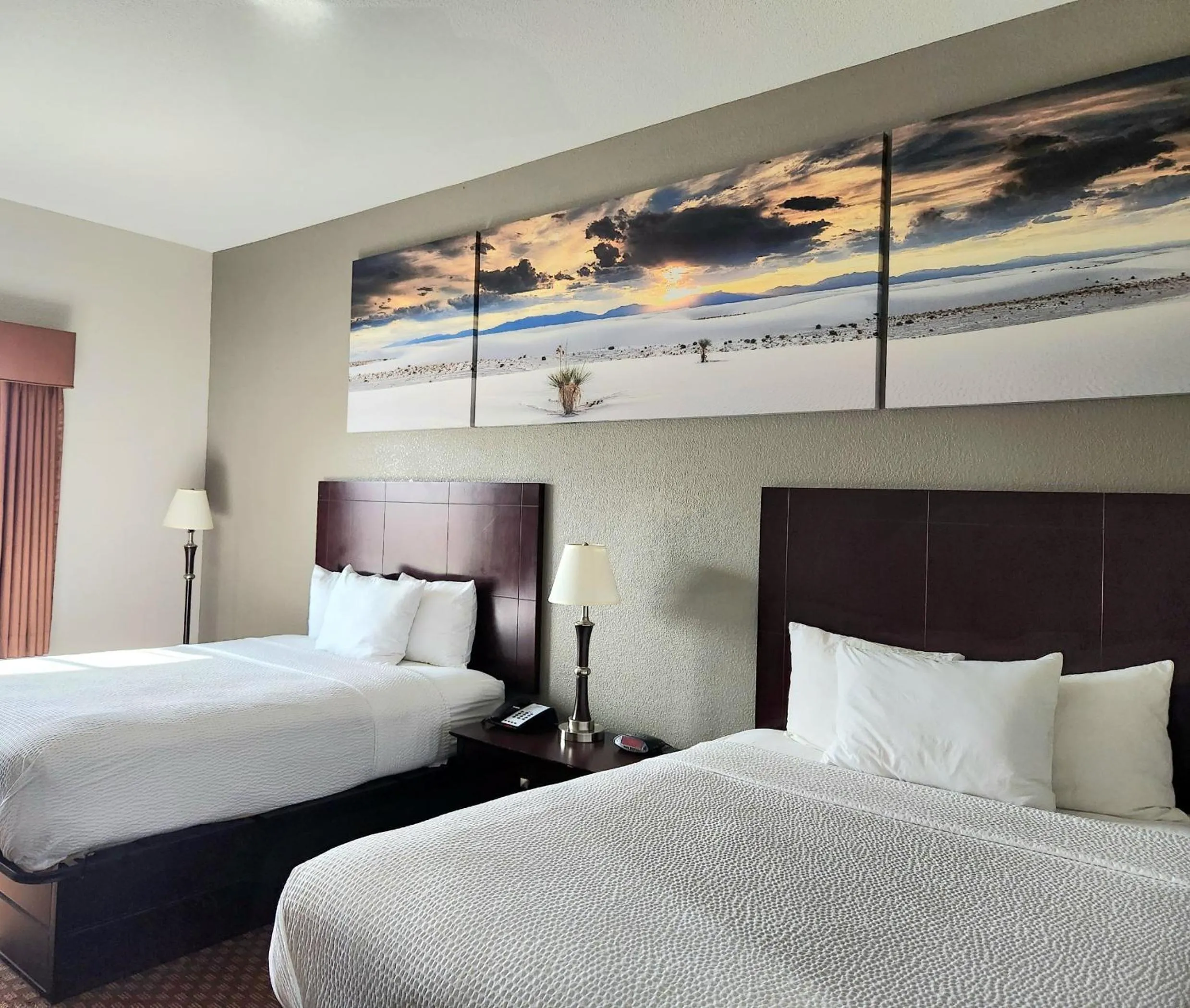 Bedroom, Bed in Days Inn by Wyndham Kemah