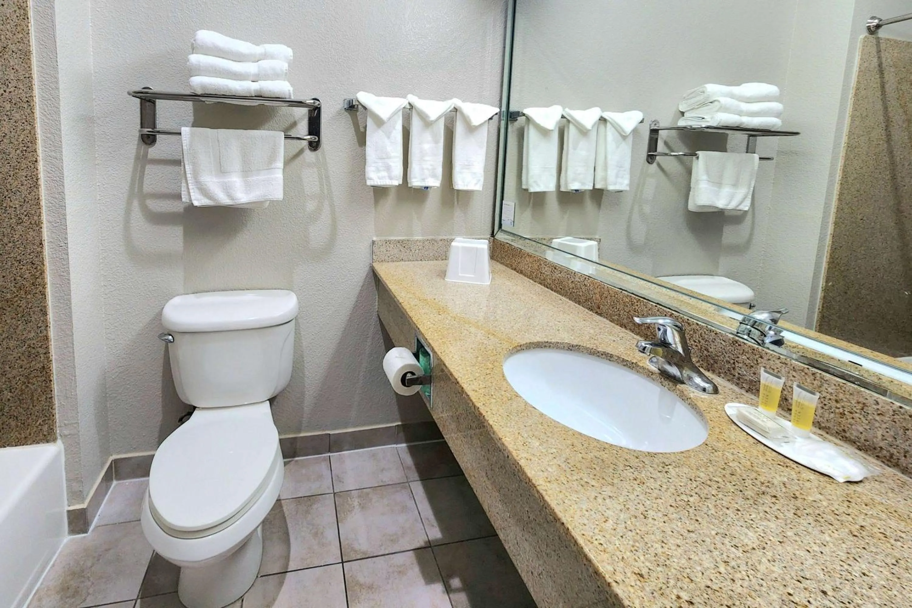 Photo of the whole room in Days Inn by Wyndham Kemah