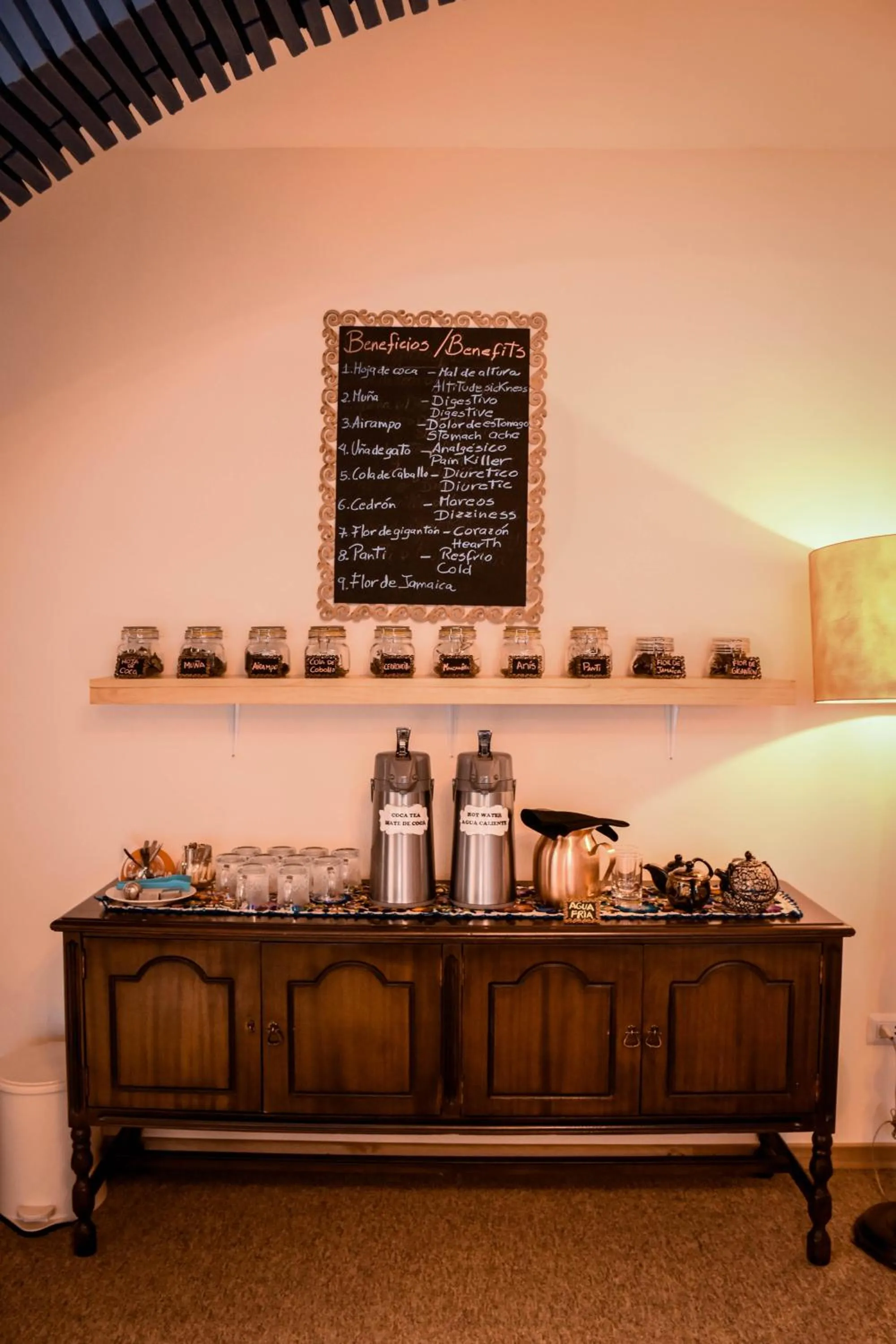 Coffee/tea facilities in Cooper Hotel Boutique