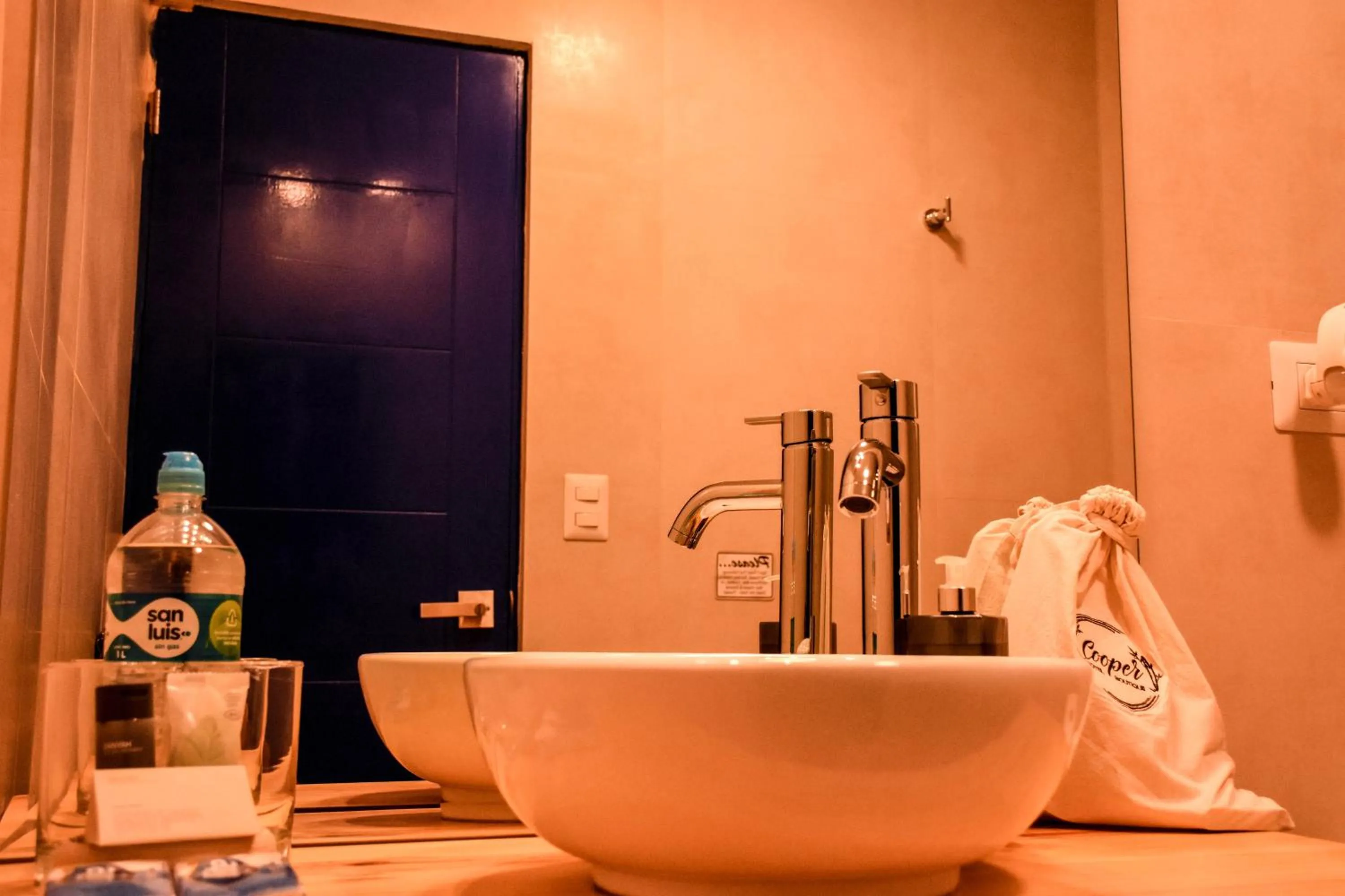 Bathroom in Cooper Hotel Boutique