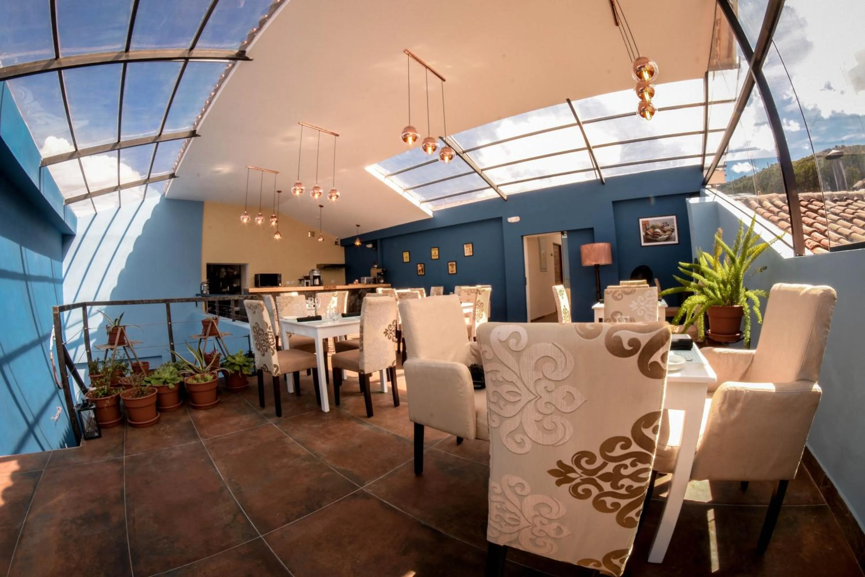 Dining area in Cooper Hotel Boutique