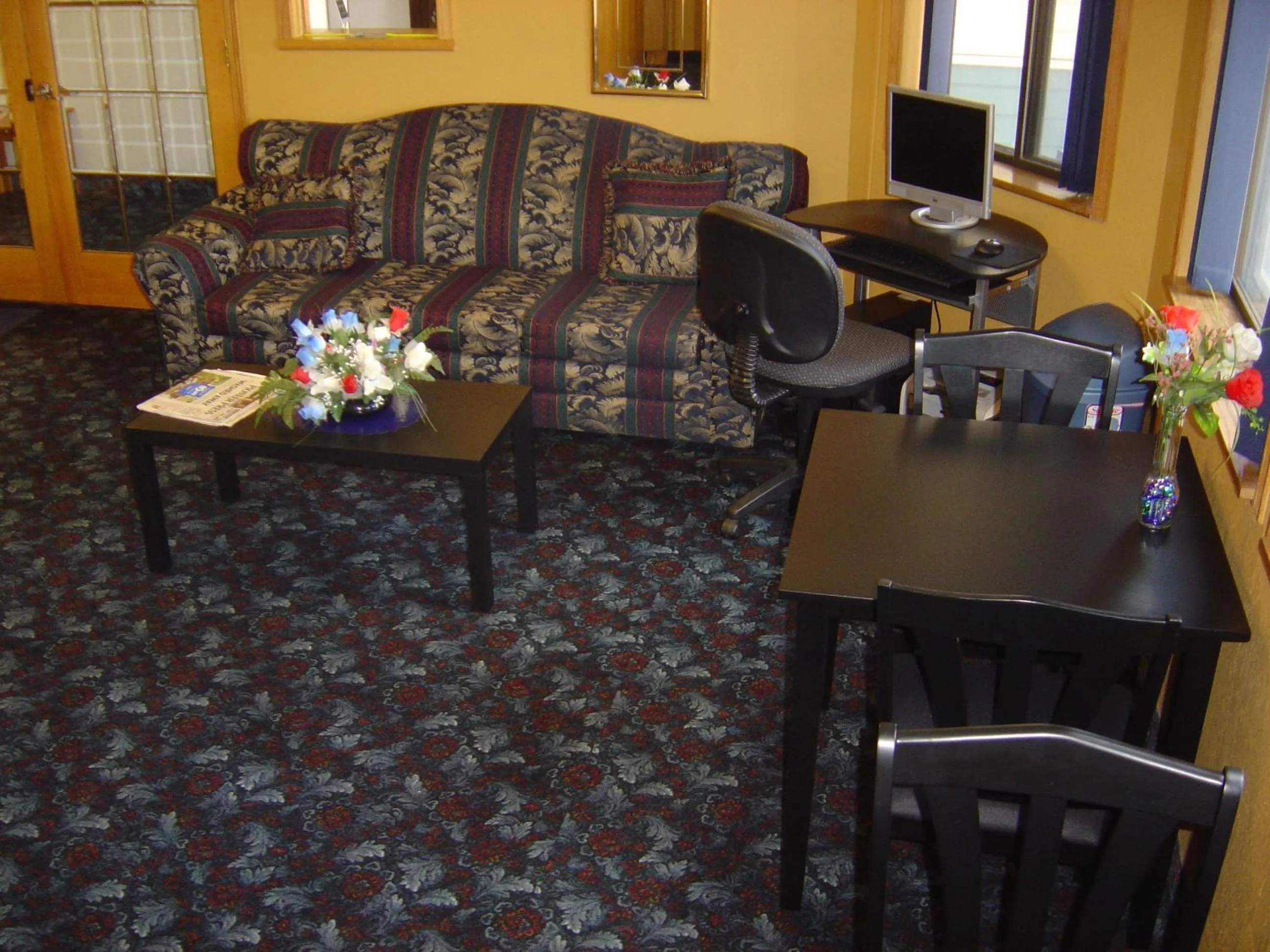 Wakota Inn and Suites