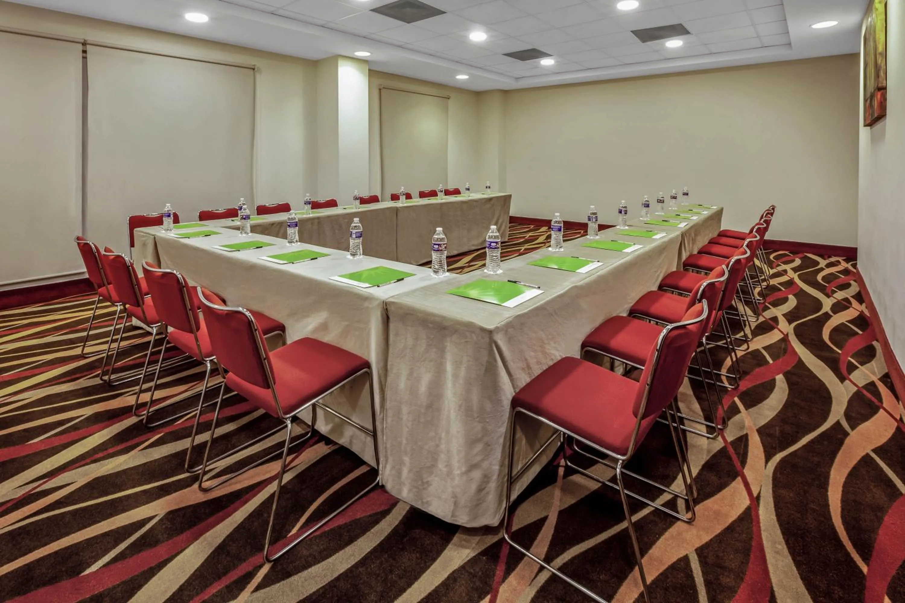 Meeting/conference room in La Quinta by Wyndham San Luis Potosi