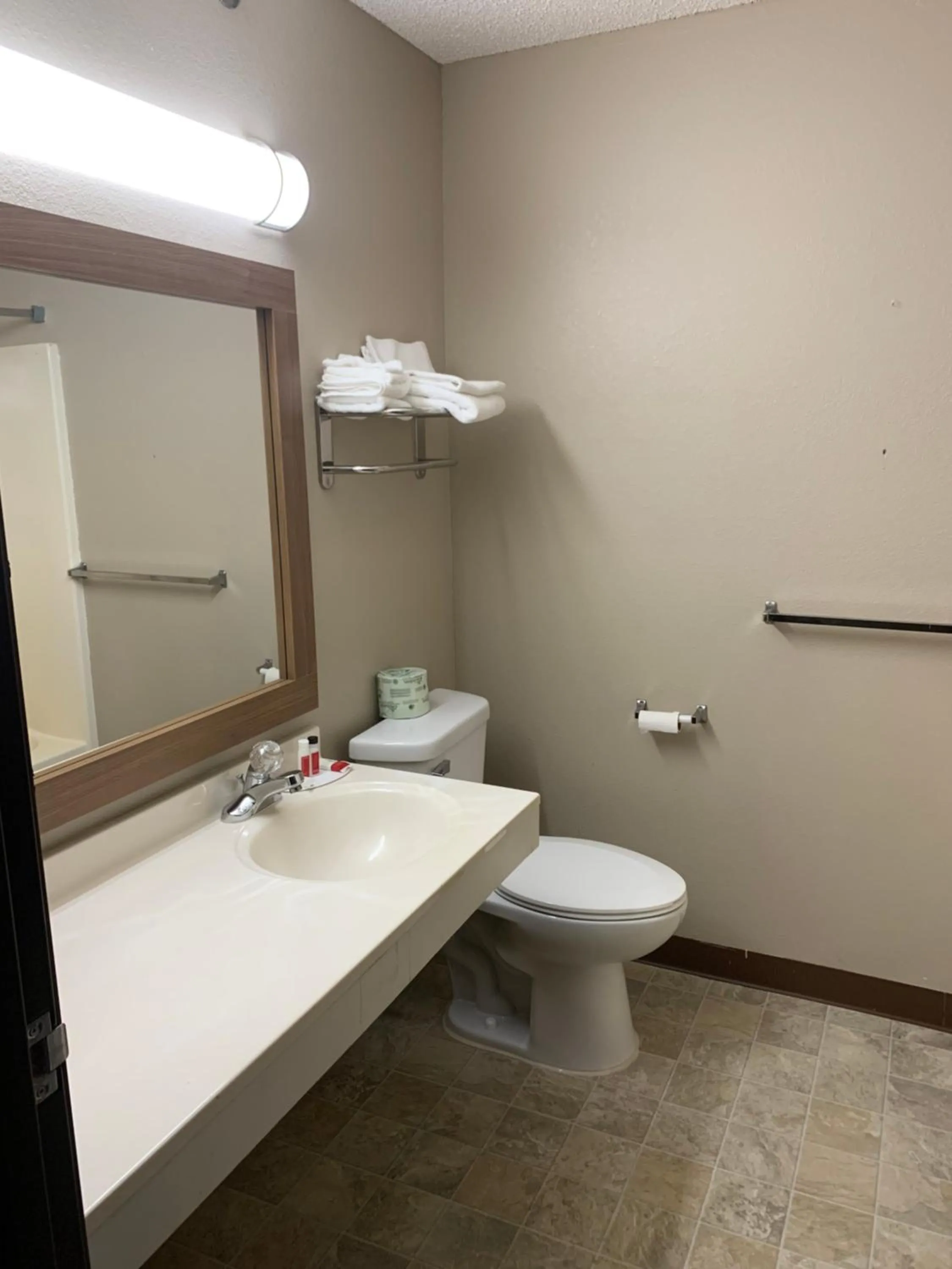 Bathroom in Super 8 by Wyndham O Neill NE