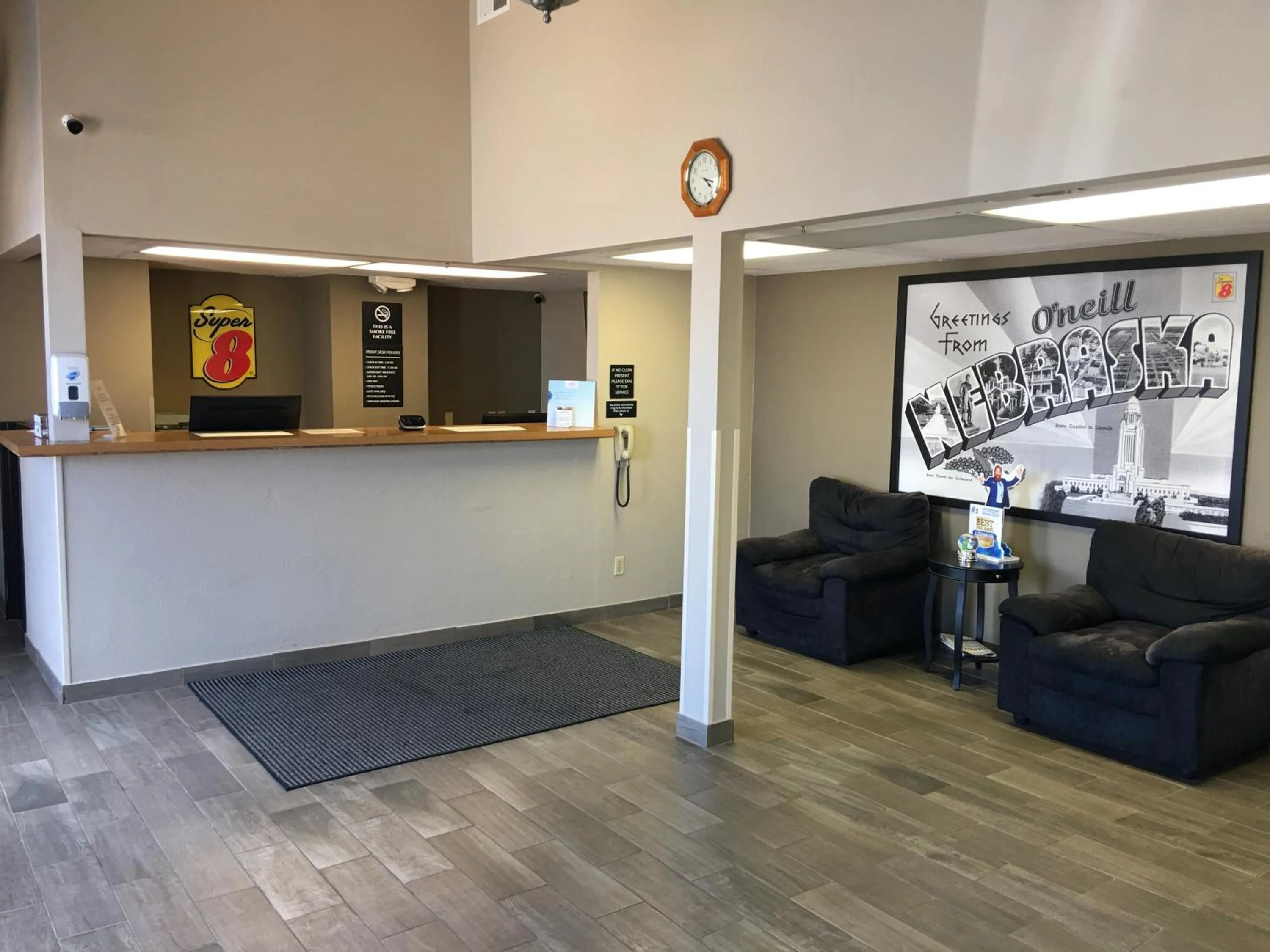 Lobby or reception in Super 8 by Wyndham O Neill NE