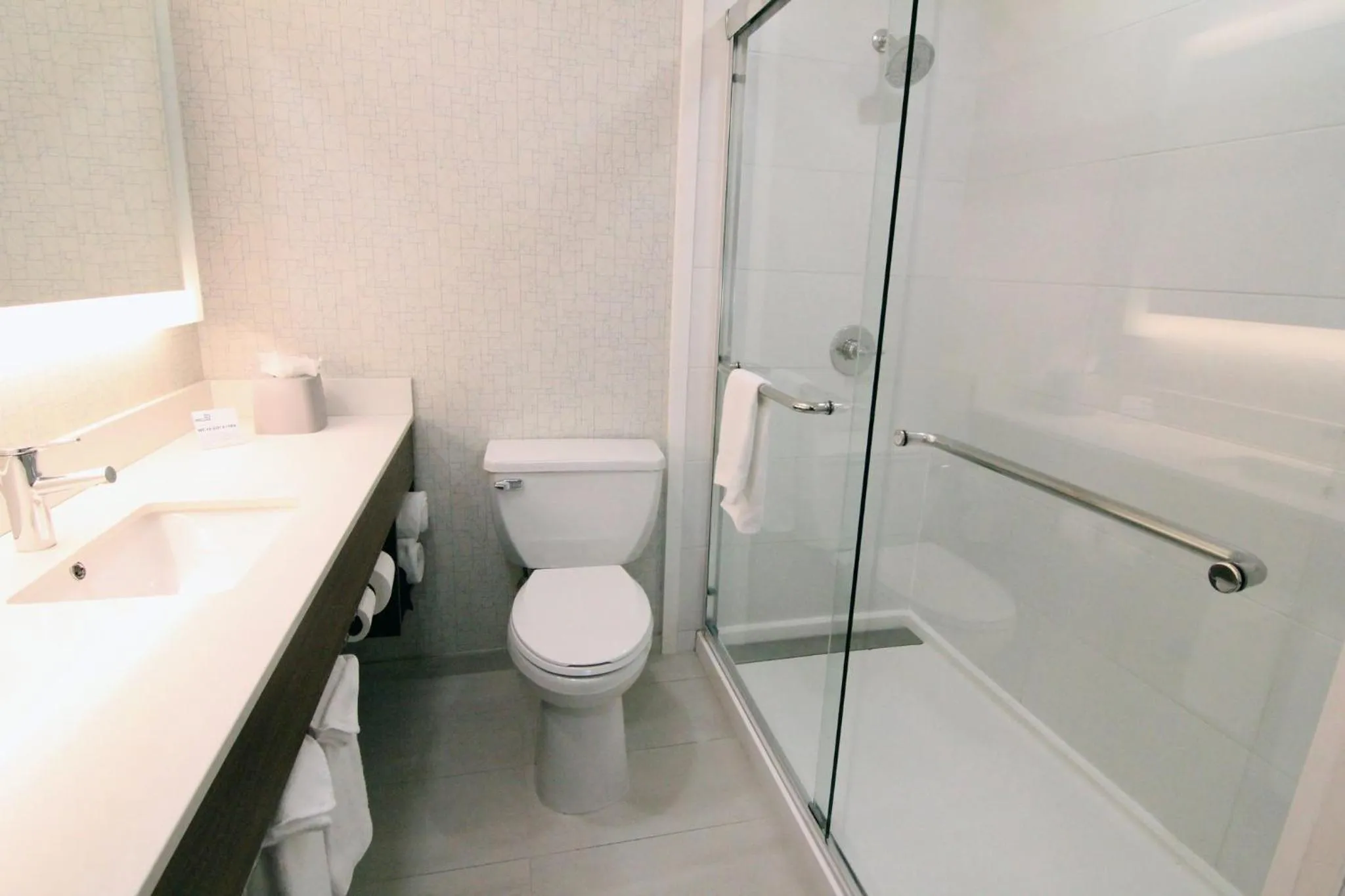 Bathroom in Holiday Inn Express - Santa Rosa North by IHG