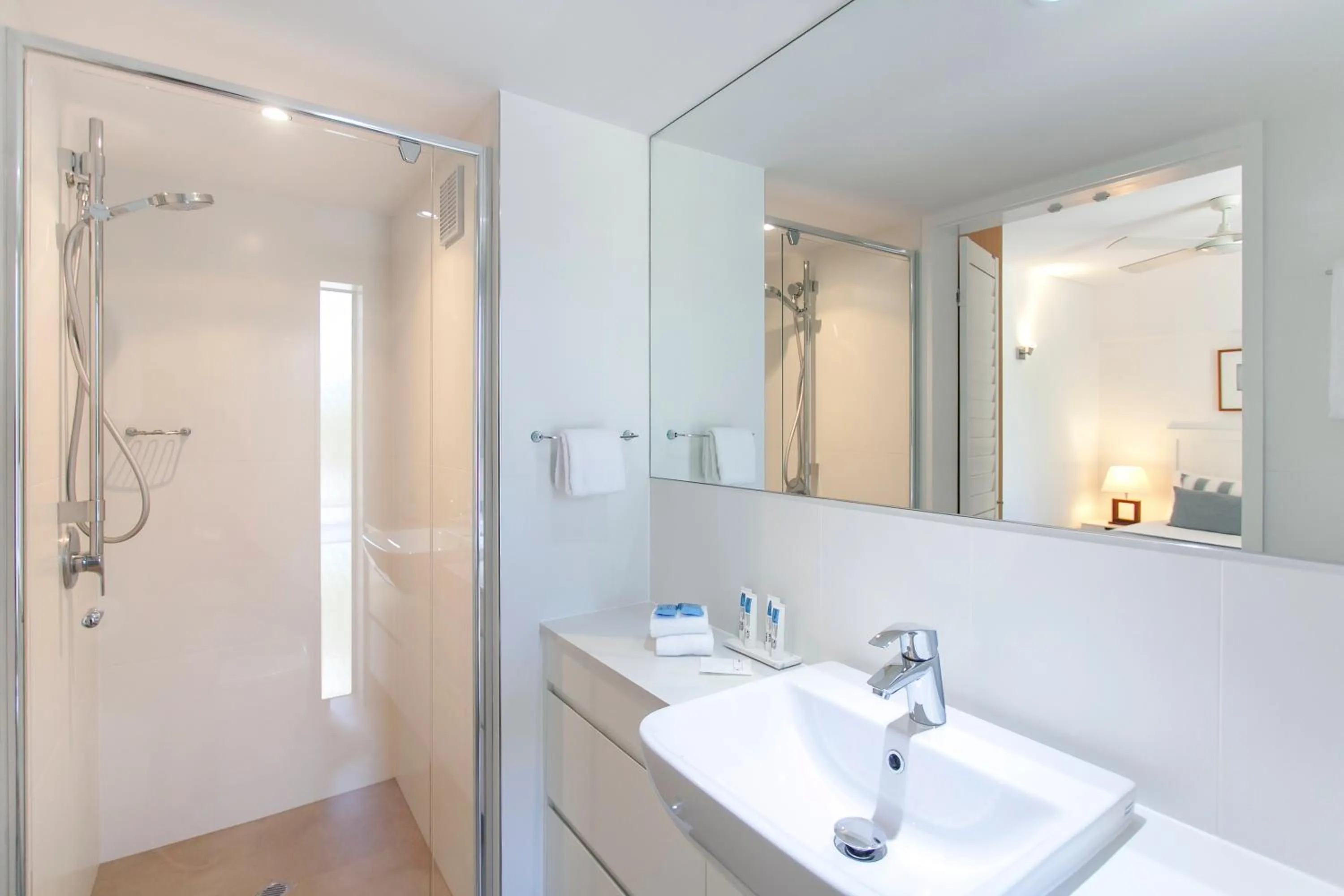 Shower in Maison Noosa