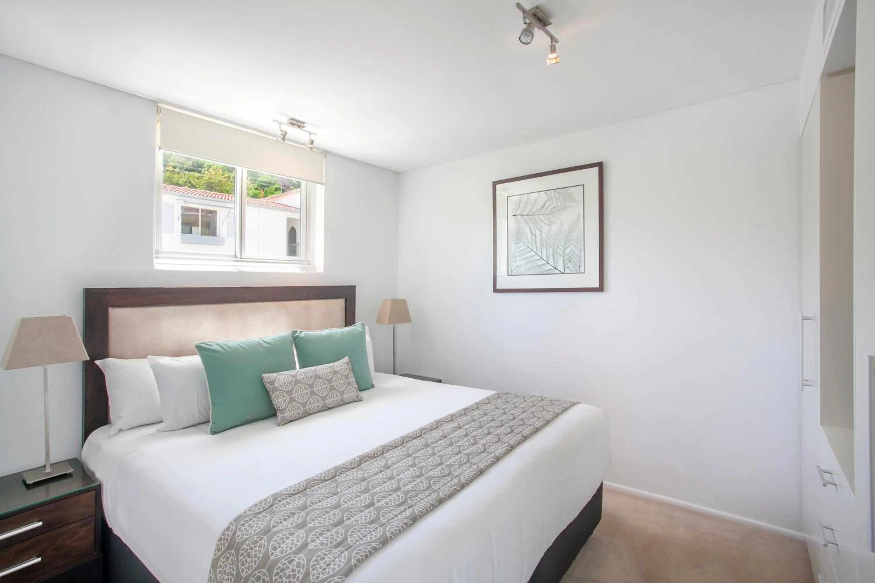 Bedroom, Bed in Maison Noosa