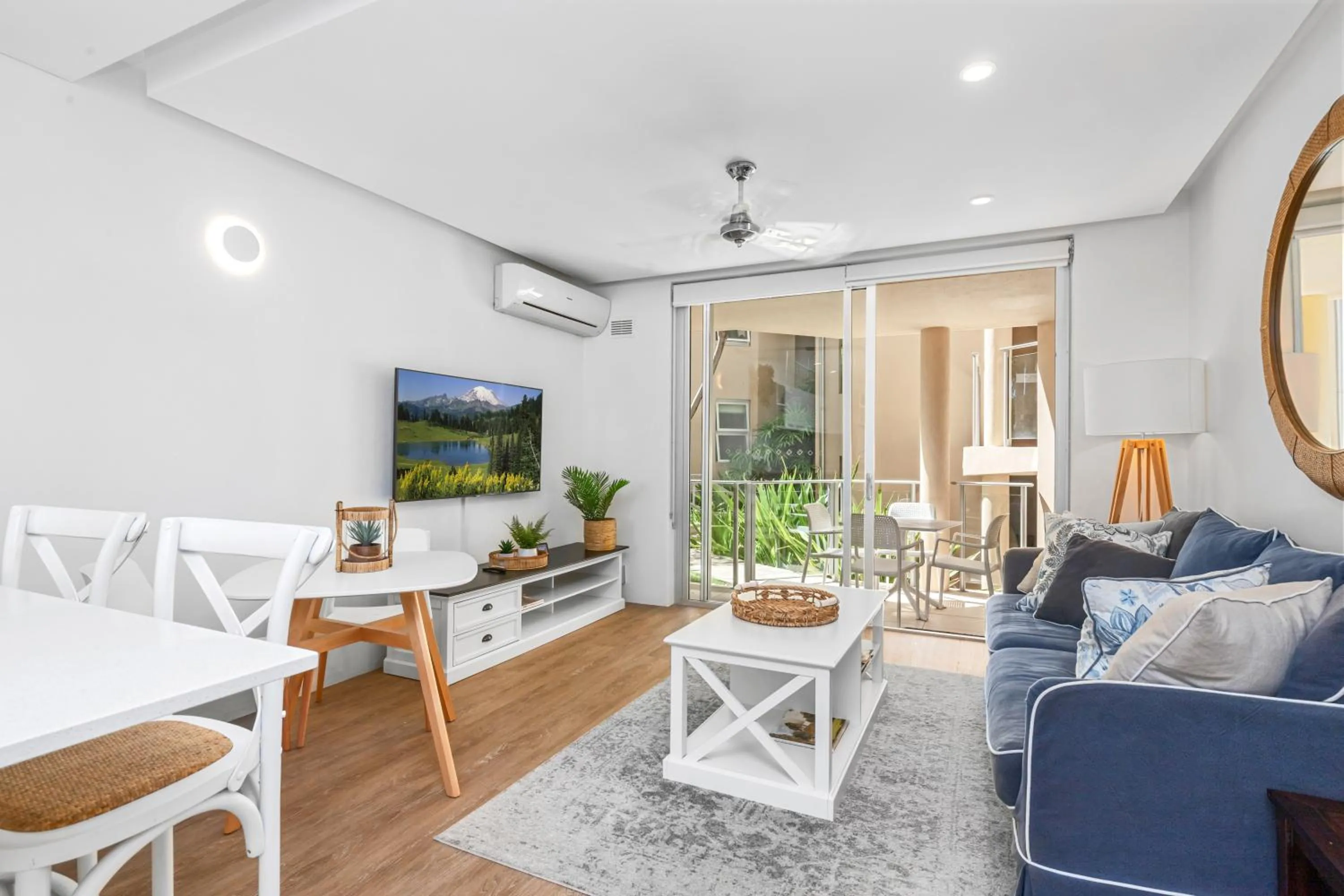 Living room in Maison Noosa