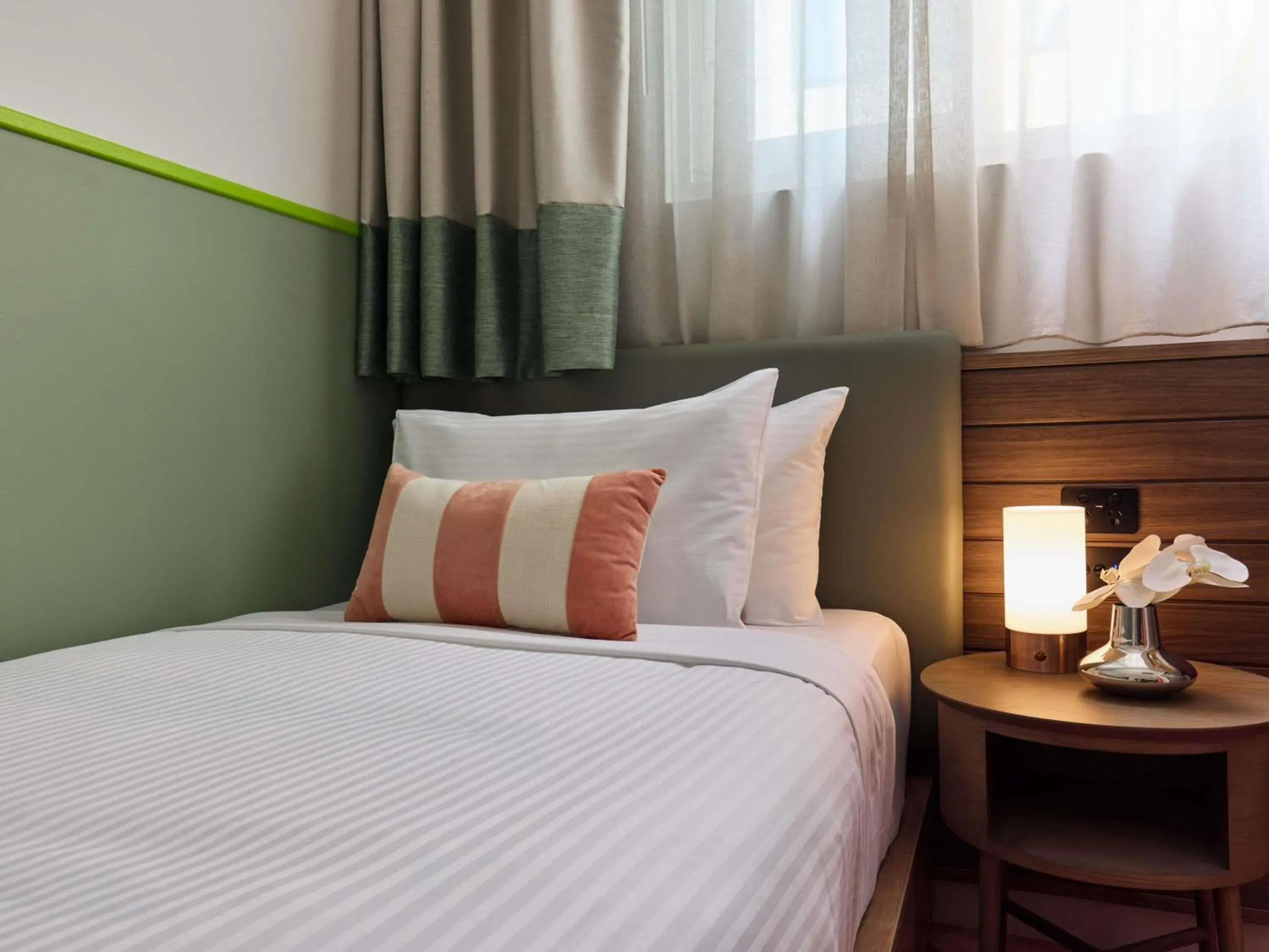 Bedroom, Bed in The Clarence Hotel Sydney Bedroom, Bed in The Clarence Hotel Sydney