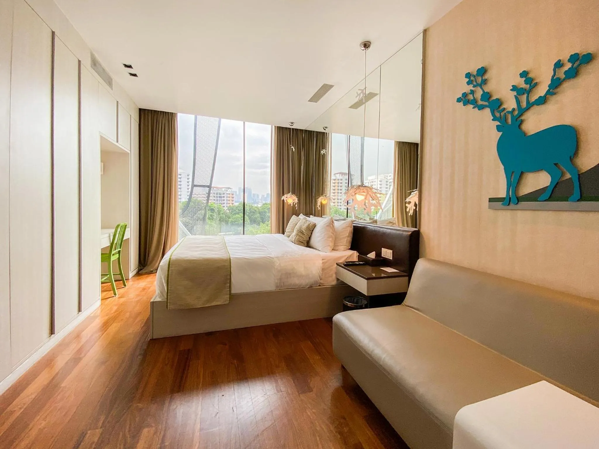 Bed in ST Residences Novena