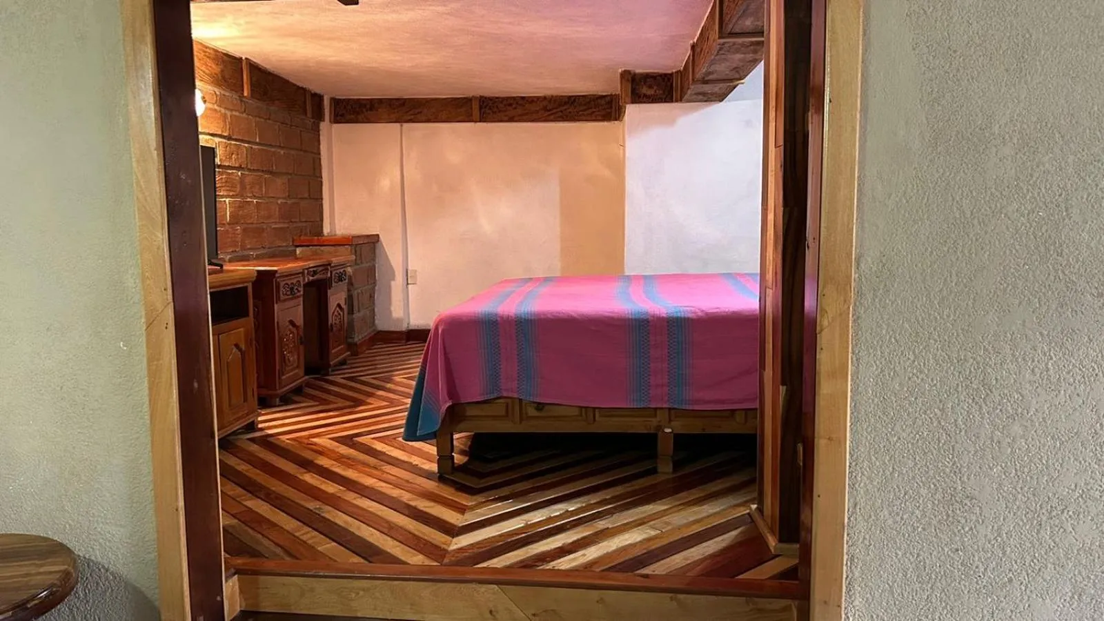 Bed in Hotel Colonial Taxco