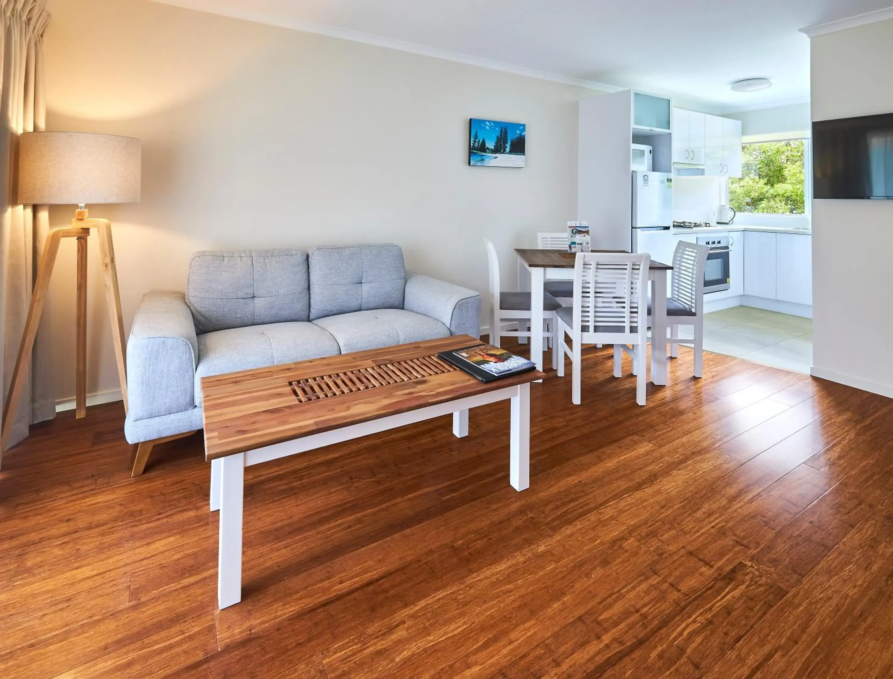 Living room in Aloha Apartments Living room in Aloha Apartments