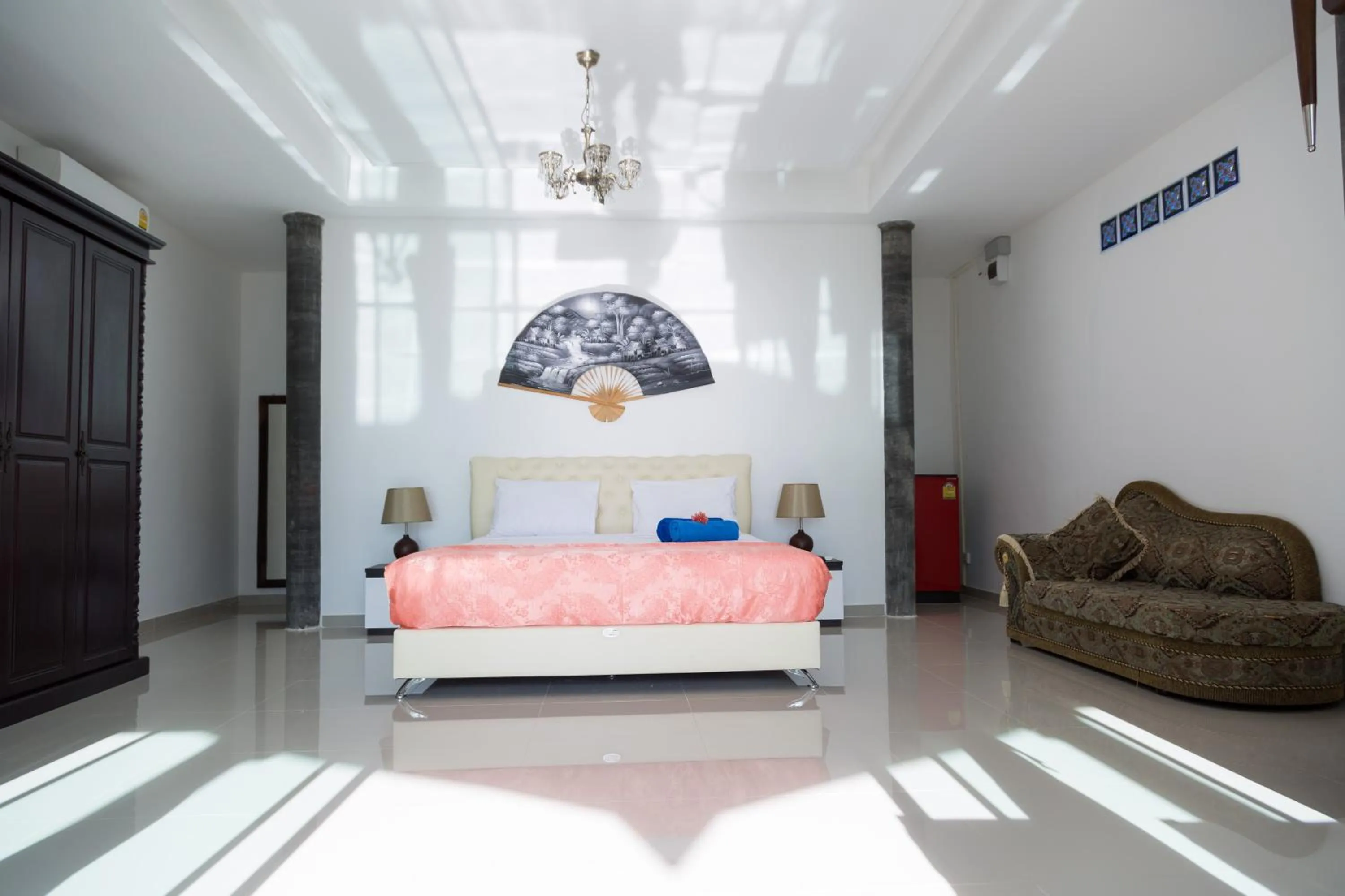 Photo of the whole room in Yao Yai Beach Resort