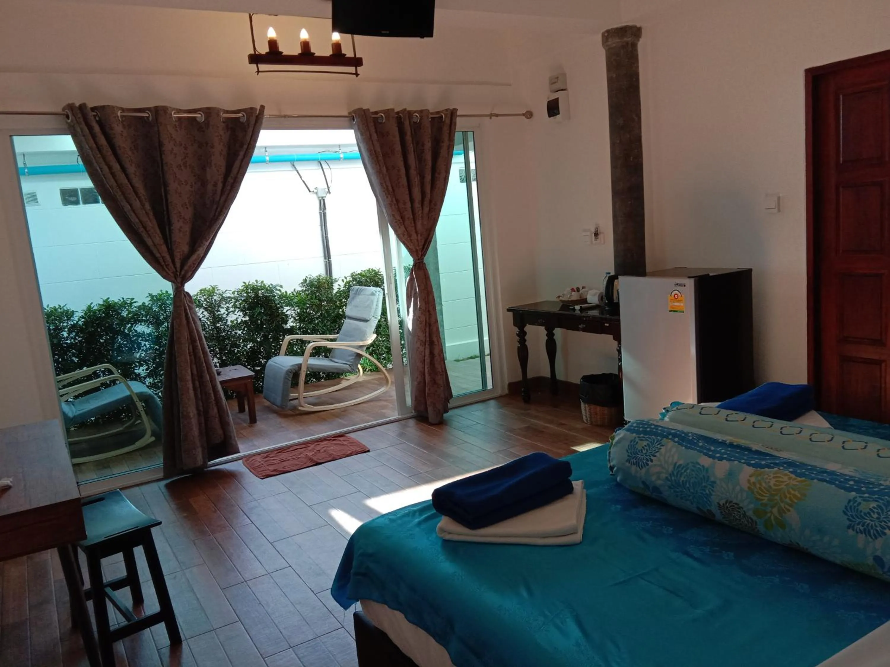 Bed in Yao Yai Beach Resort