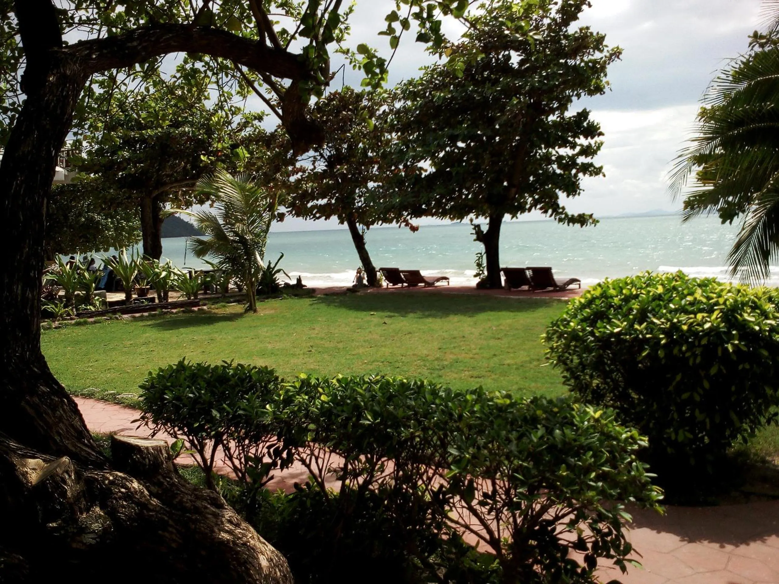 Day in Yao Yai Beach Resort