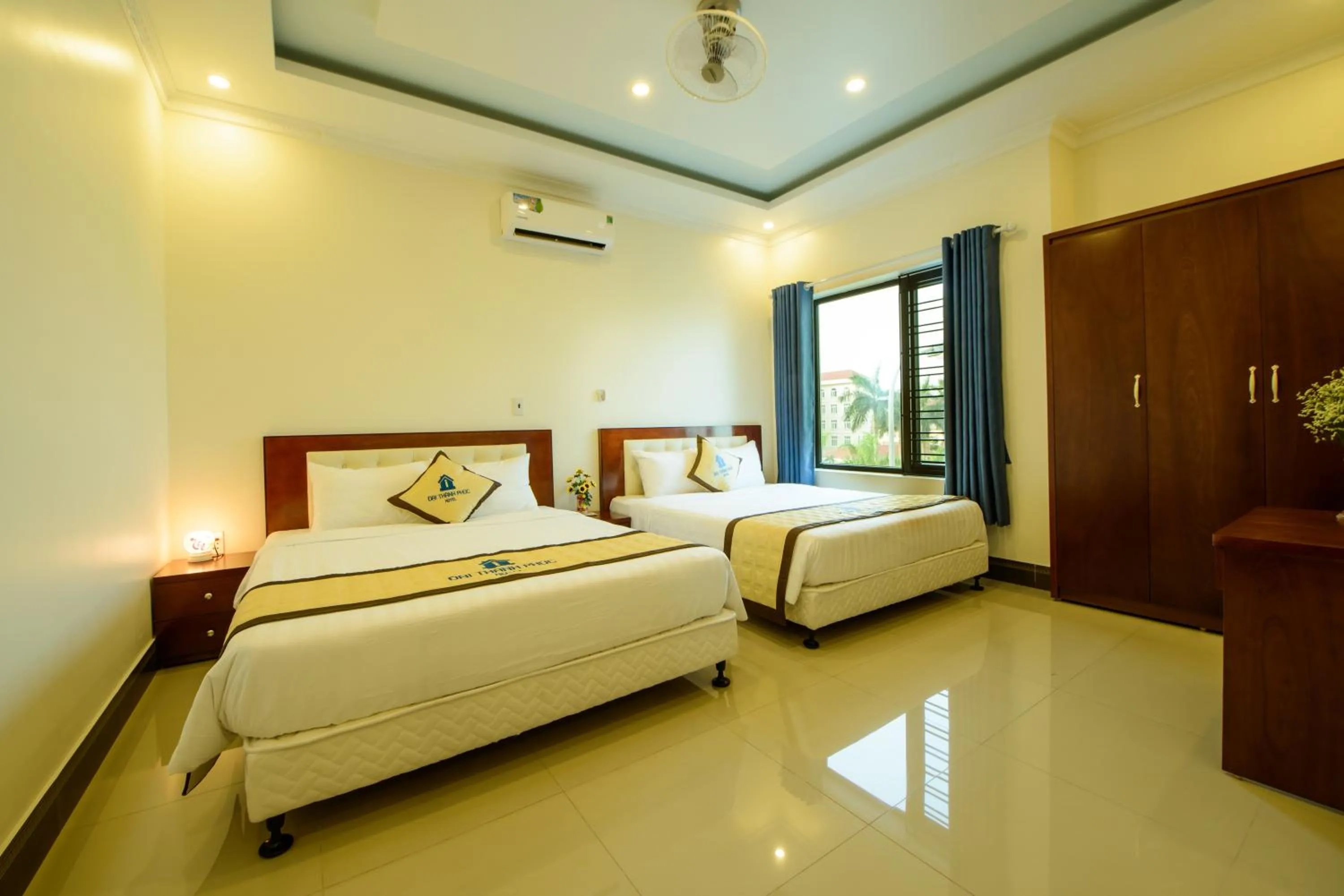 Bedroom, Bed in ĐẠI THÀNH PHÚC