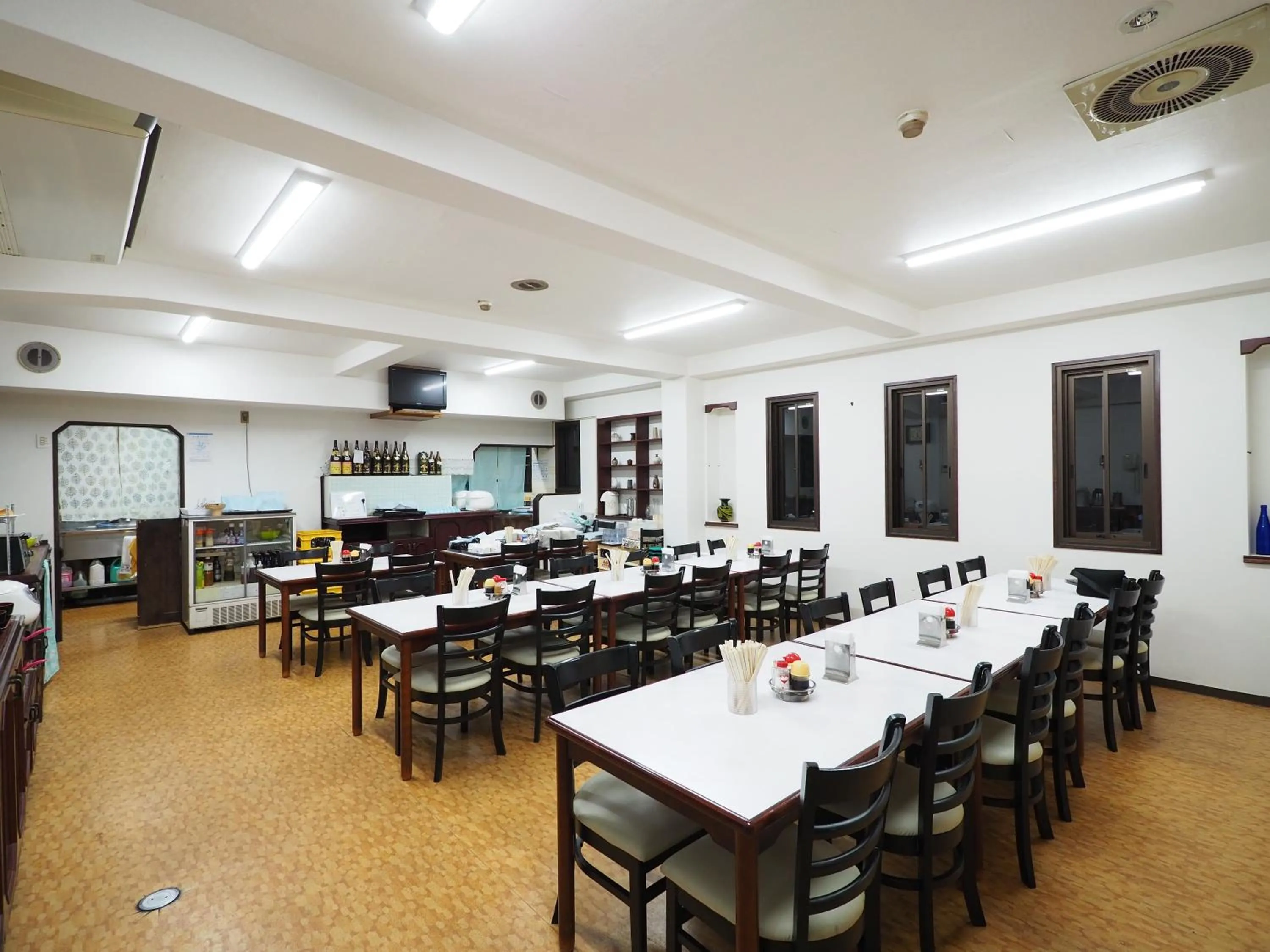 Restaurant/places to eat in Sky Heart Hotel Shimonoseki