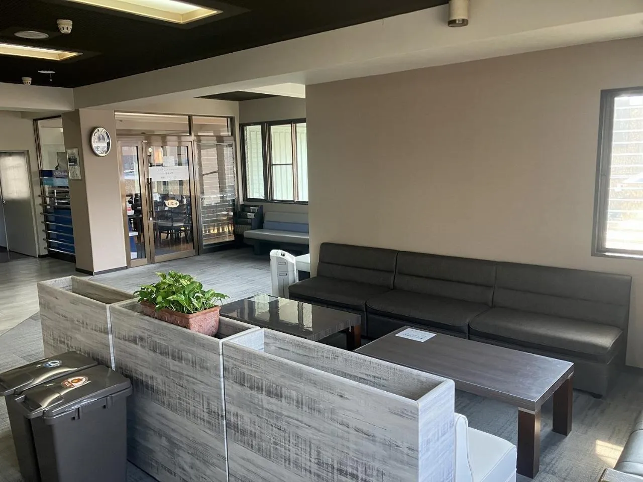 Communal lounge/ TV room in Sky Heart Hotel Shimonoseki