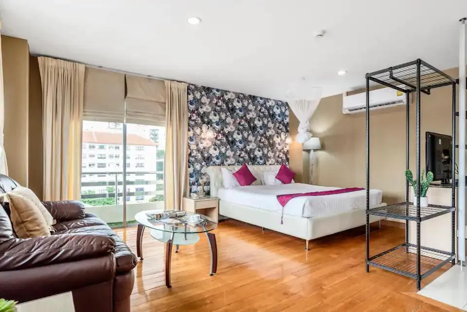 Bed in Nara Suite Residence Bangkok