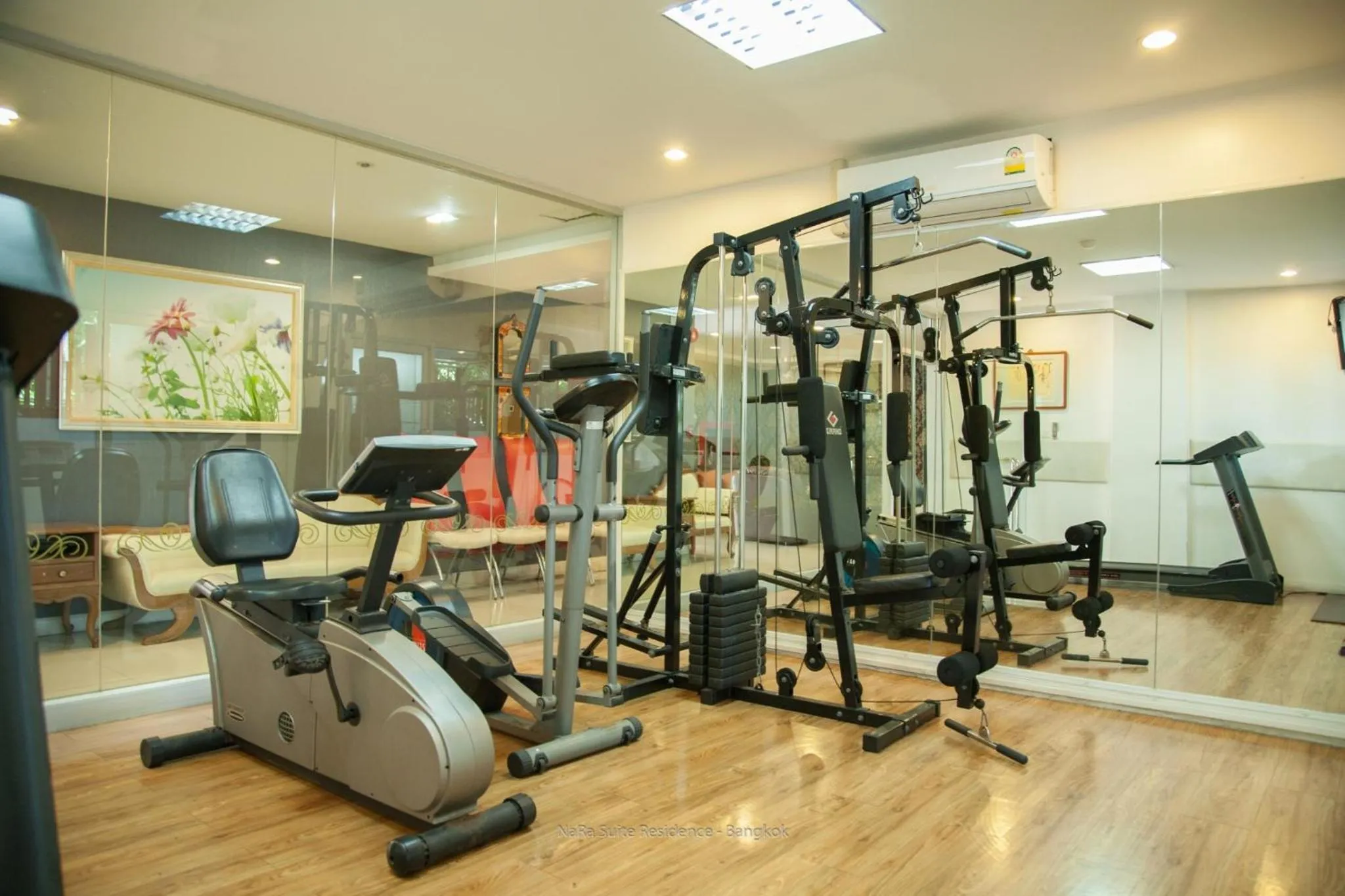 Fitness centre/facilities in Nara Suite Residence Bangkok