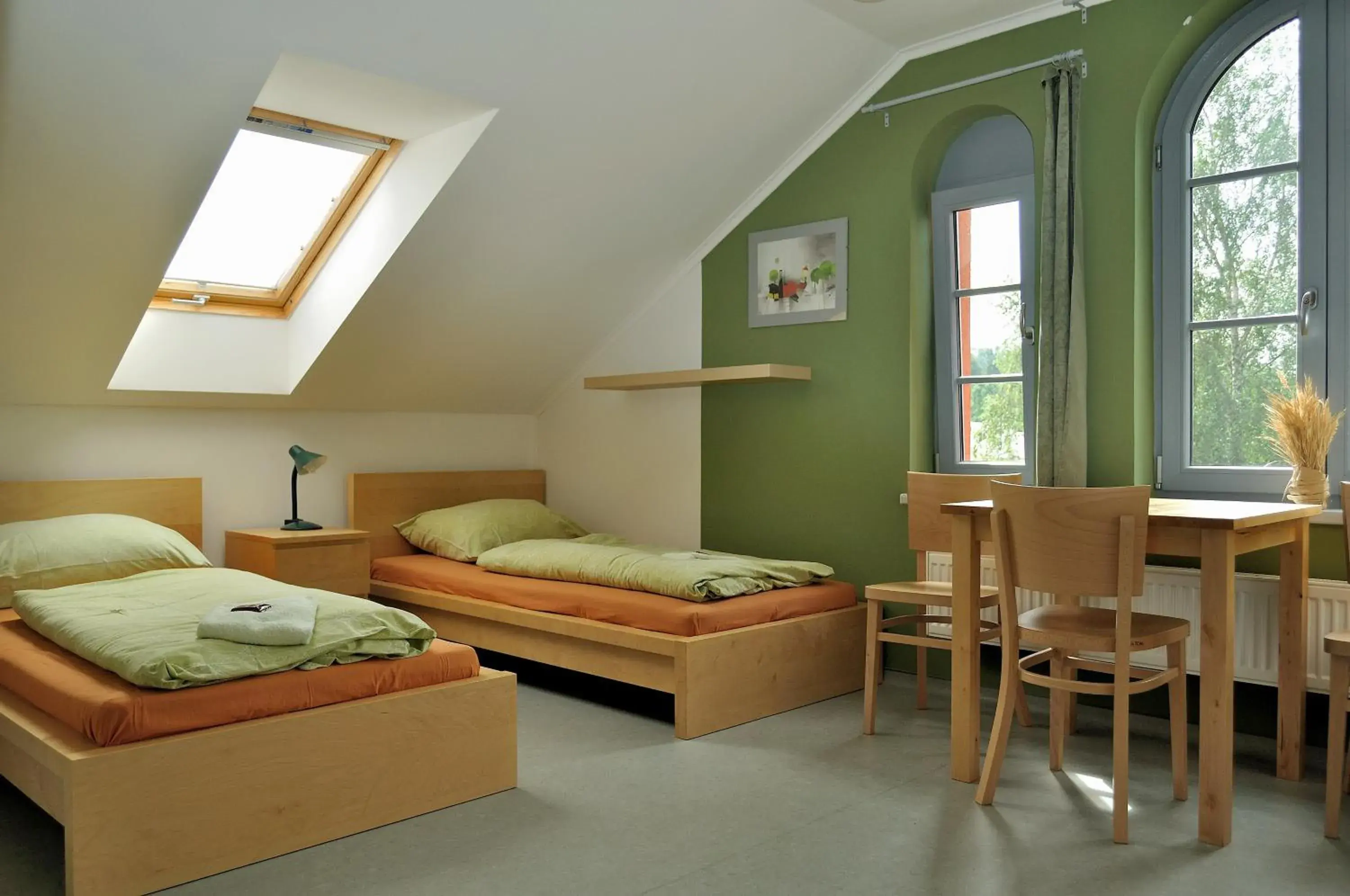 Double Room with Private Bathroom in Hostel Lípa - Továrna Double Room with Private Bathroom in Hostel Lípa - Továrna