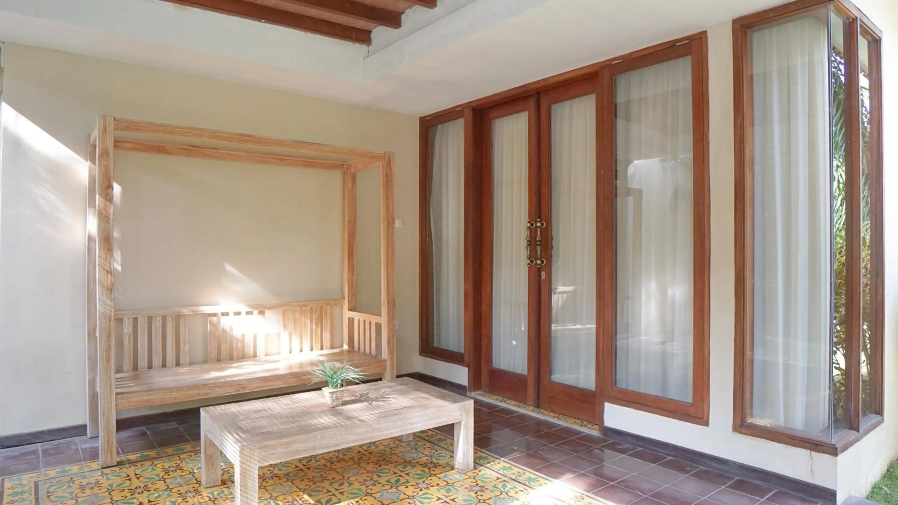 Balcony/Terrace, Bed in Shanaya Resort Malang